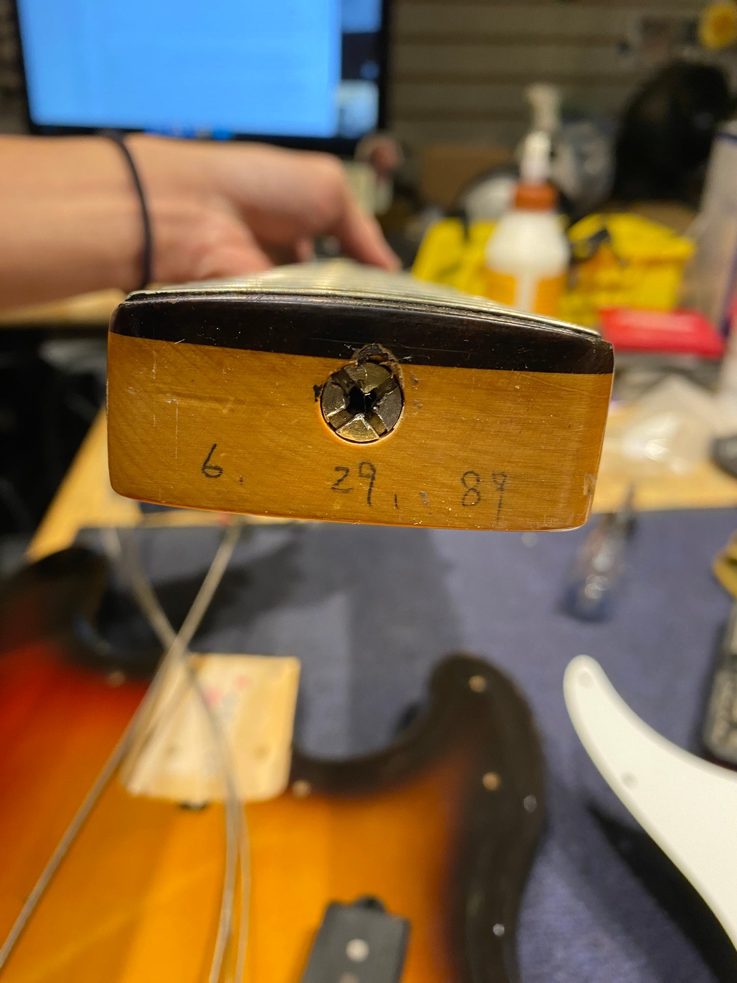 Fender MIJ Precision Bass Sunburst 1989