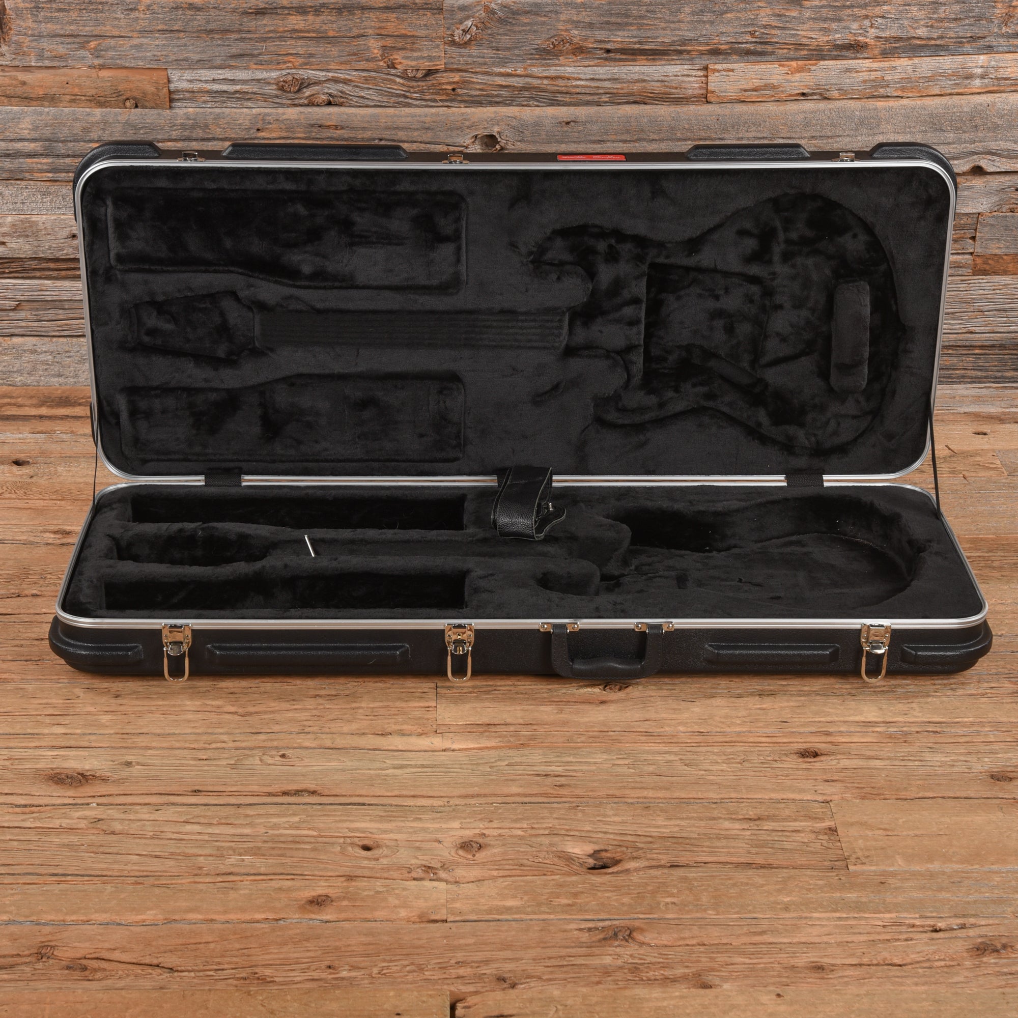 Music Man Stingray RS Coral Red 2018