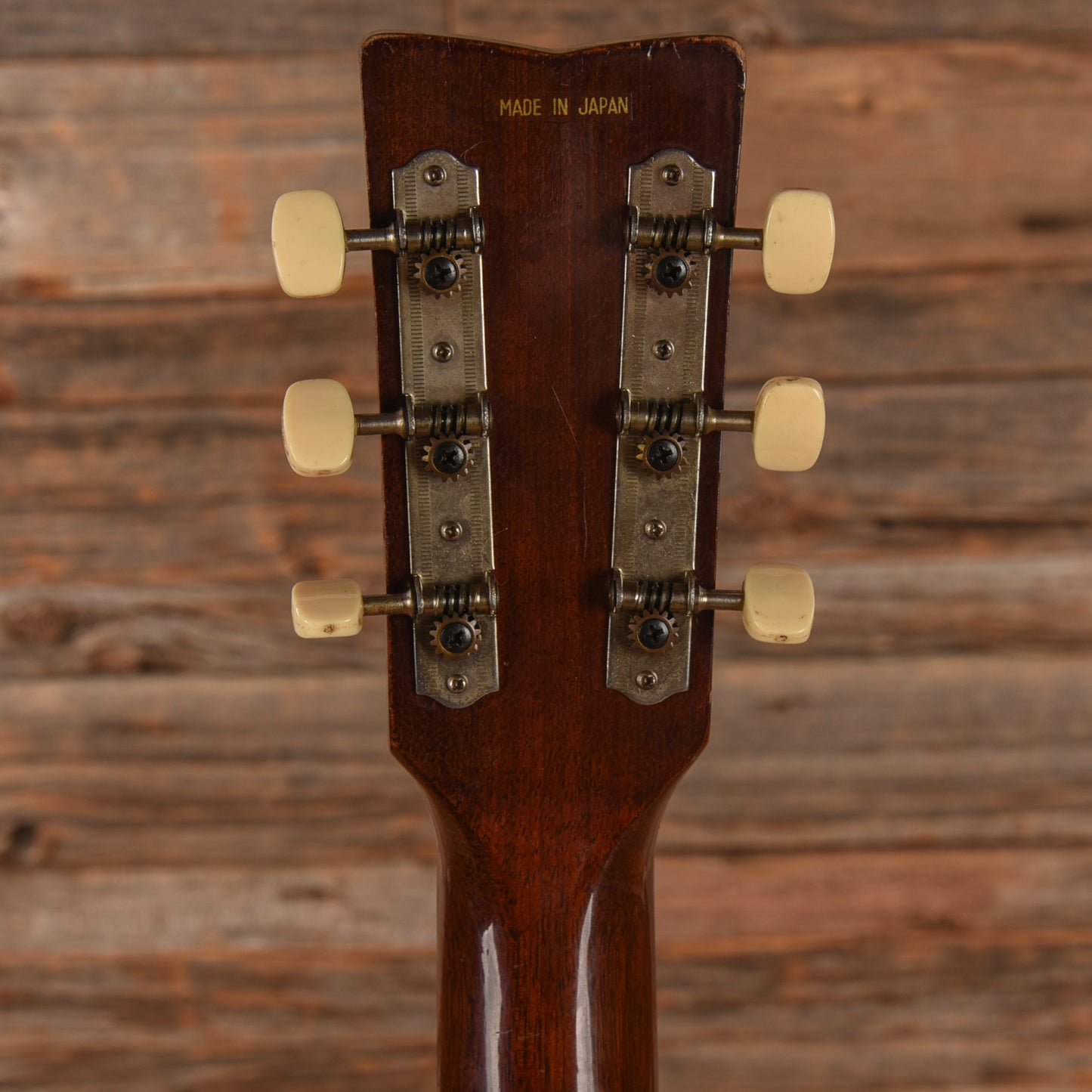 Yamaha FG-140 Red Label  1970