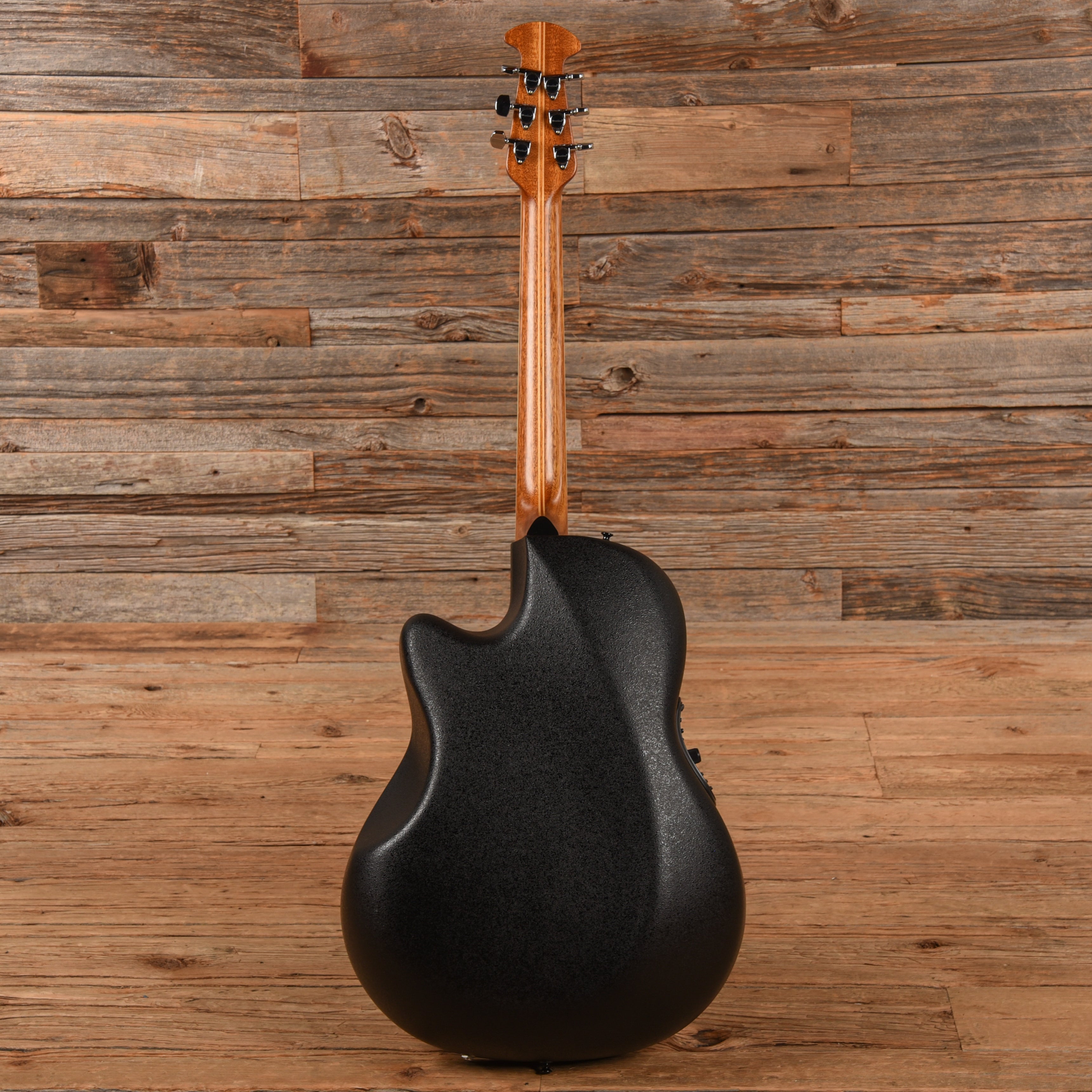 Ovation 2071 Ultra Black