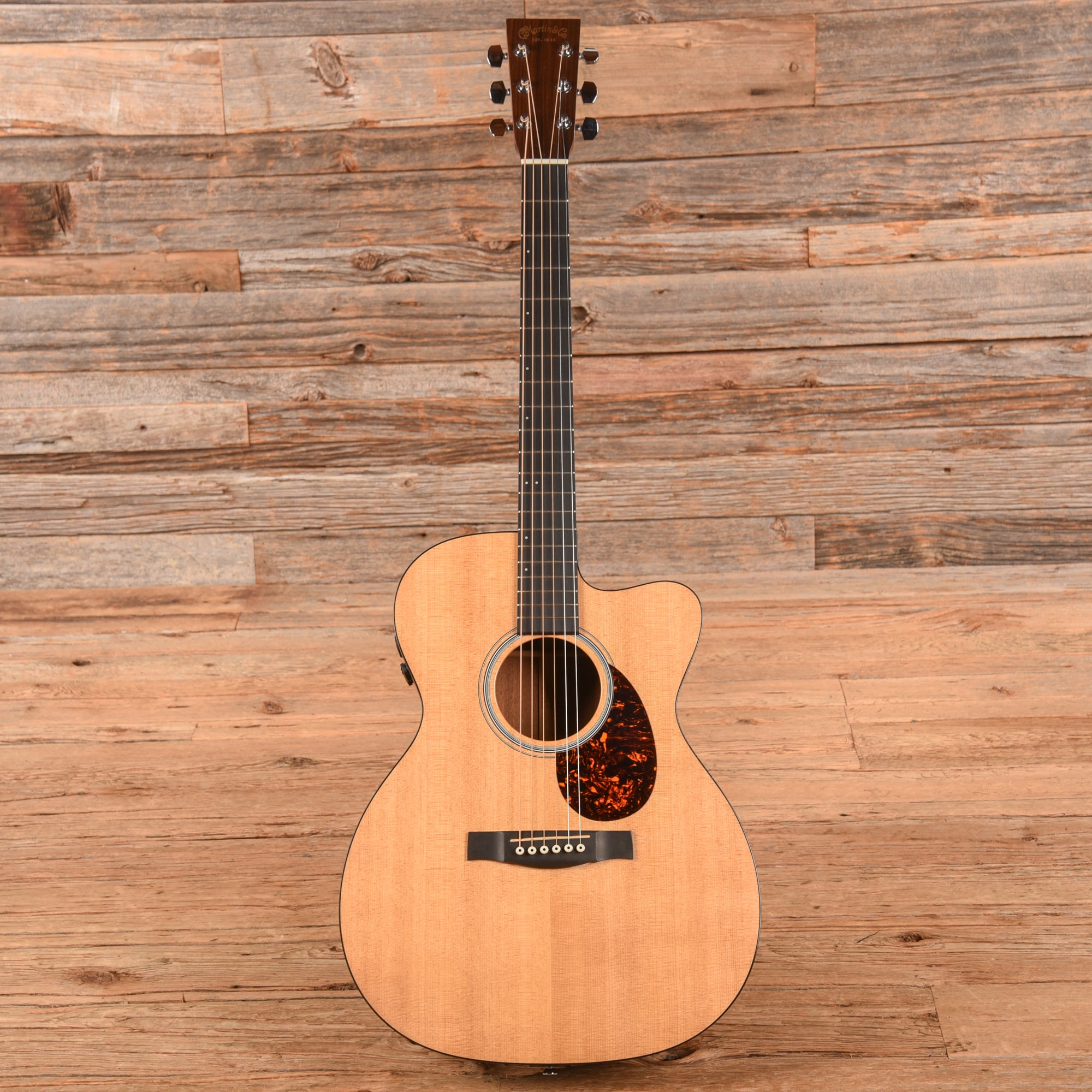 Martin OMCPA4 Performing Artist Natural