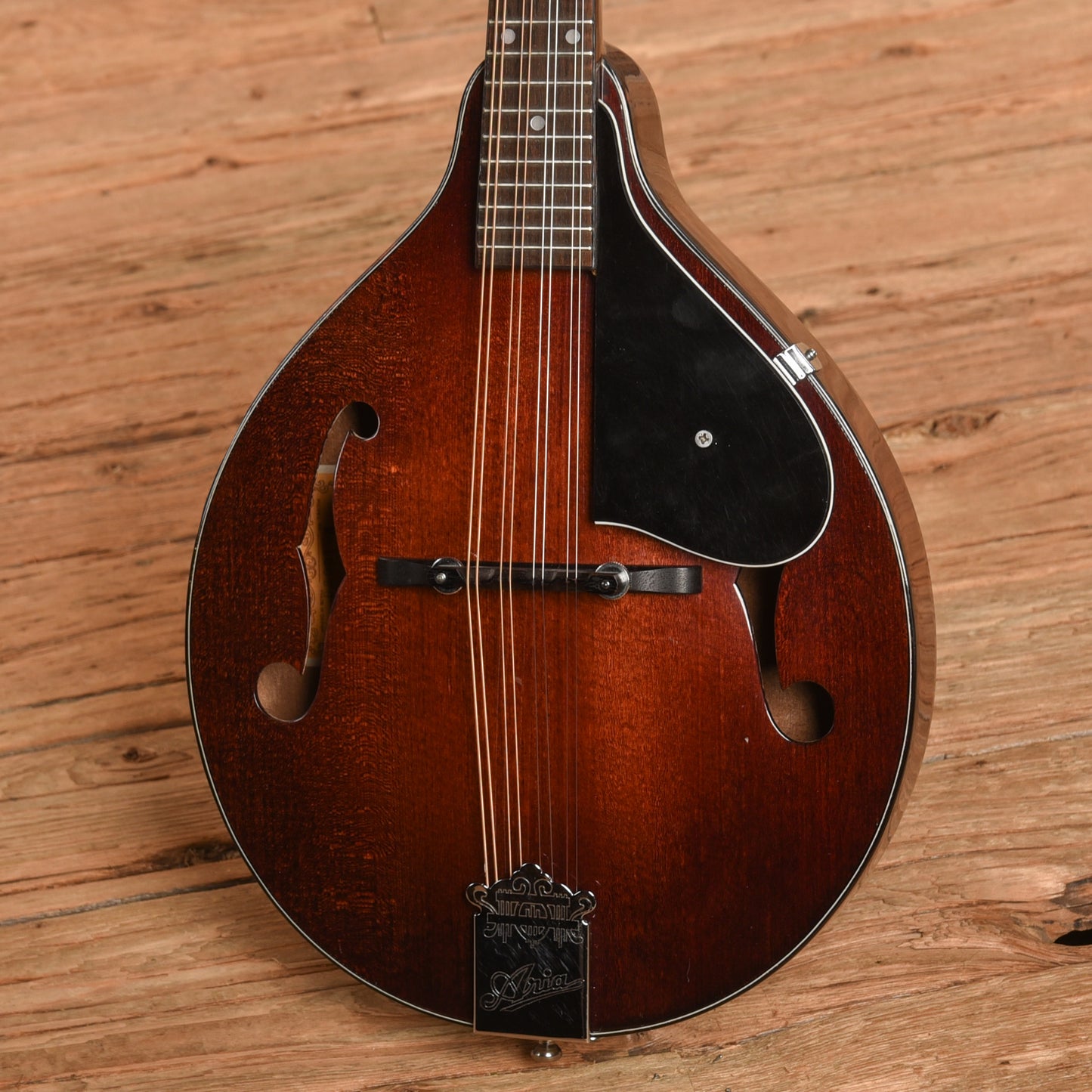 Aria M-180BG Sunburst 1970s