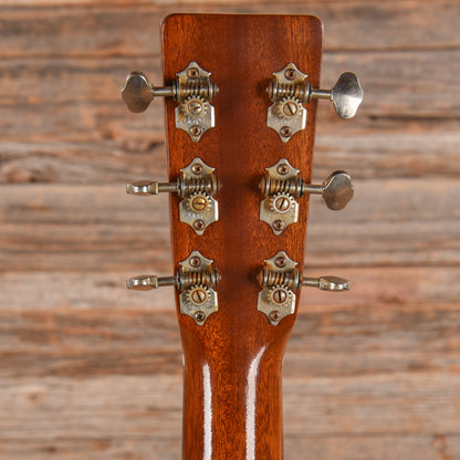 Atkin Essential 000 Baked Sitka/Mahogany Aged Natural w/K&K Pure Mini