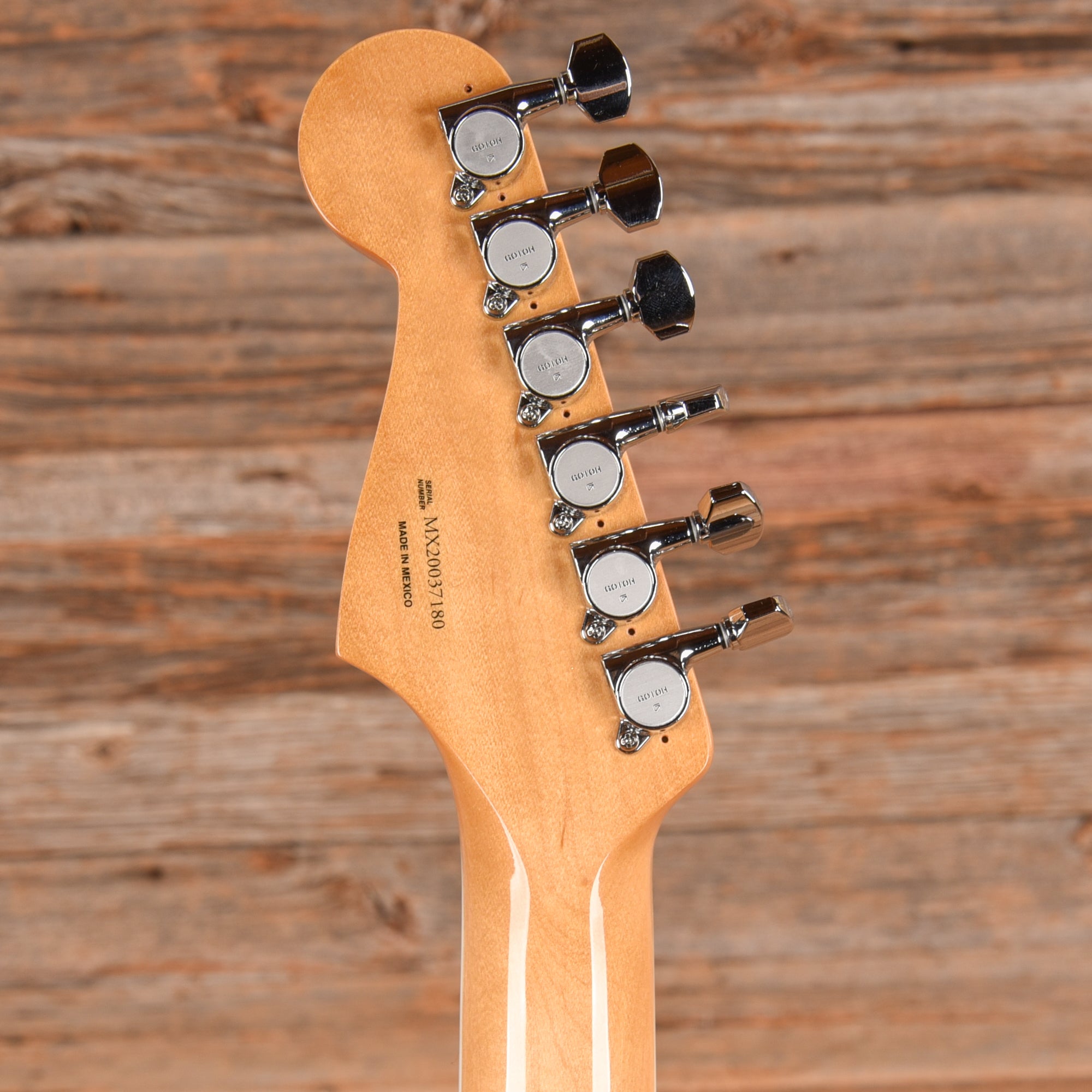 Fender Kurt Cobain Signature Jaguar Sunburst 2020