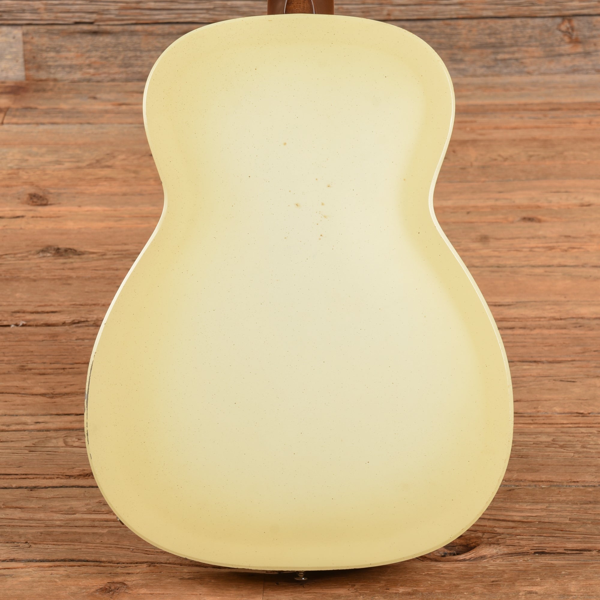 National Collegian Deluxe Ivory 2020