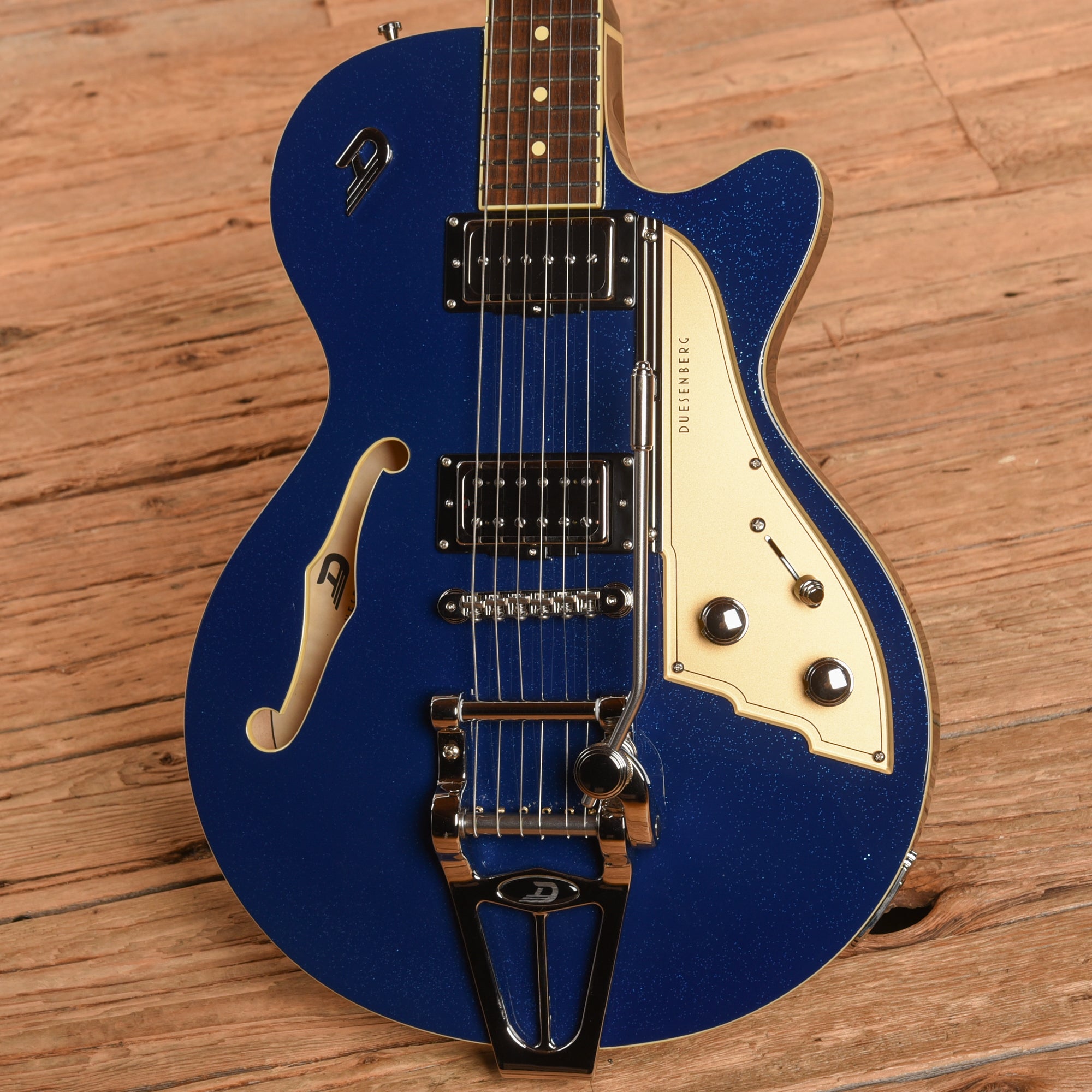 Duesenberg Starplayer TV Blue Sparkle