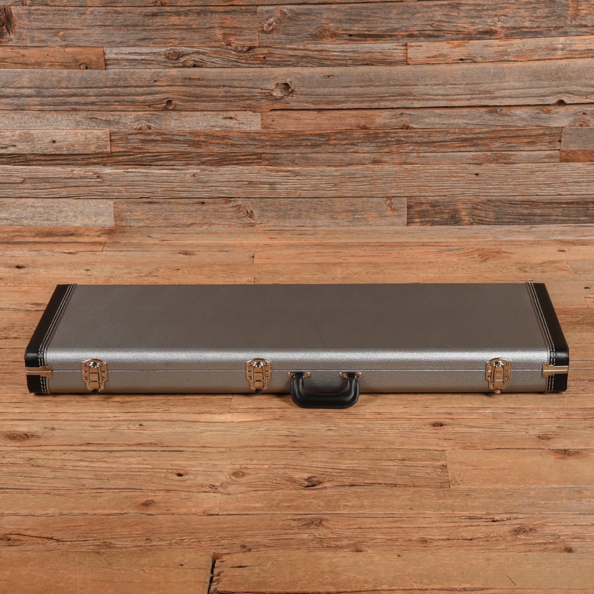 Novo Voltur Aged White 2021