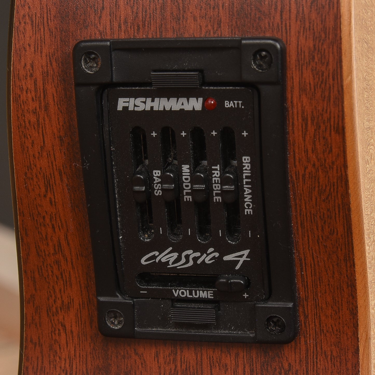 Martin Custom X-Series Grand Performance 14 Fret Cutaway Natural 2009