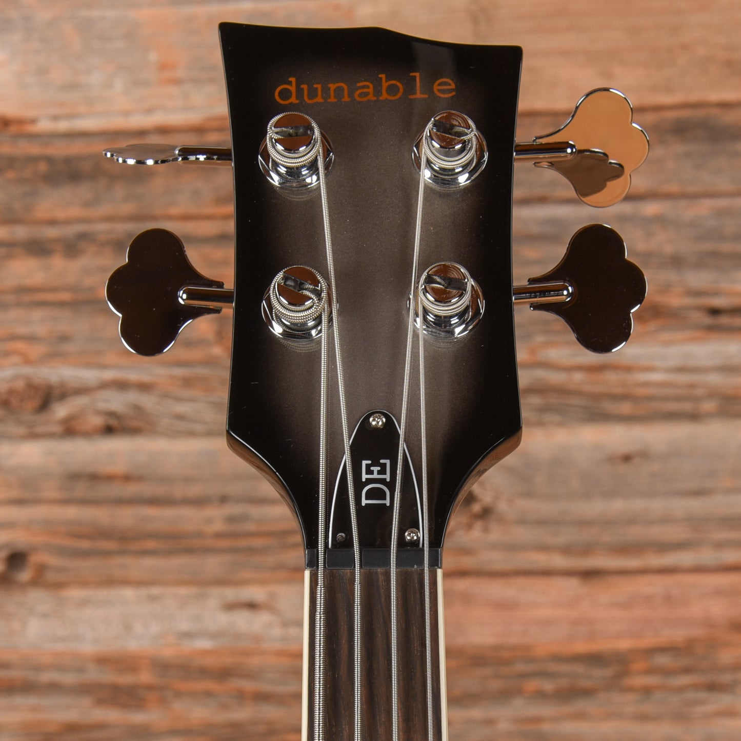 Dunable DE Gnarwhal Bass Silverburst