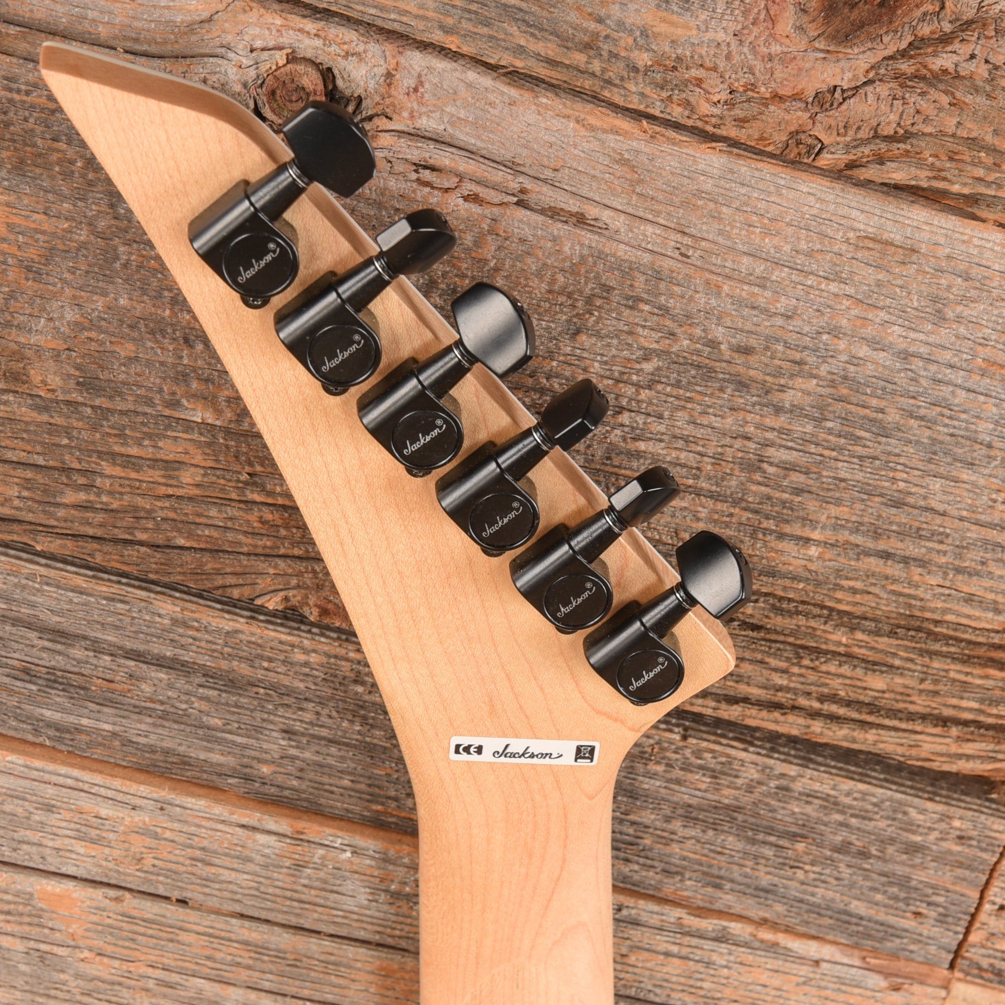 Jackson JS Series JS32 Warrior White 2018