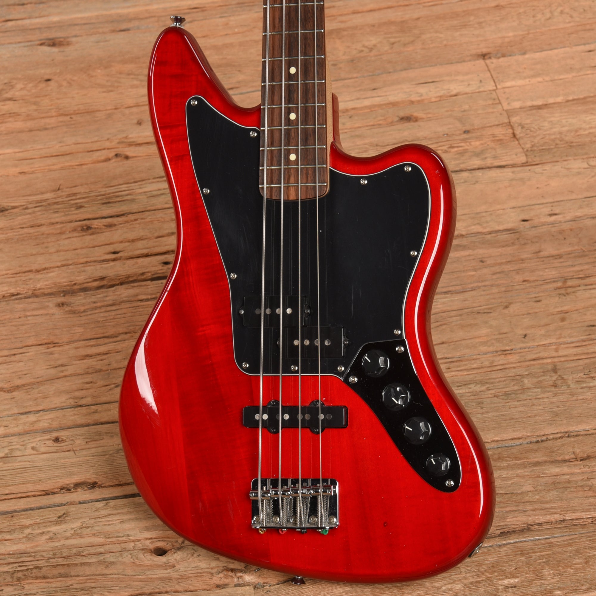 Squier Vintage Modified Jaguar Bass Crimson Red 2015