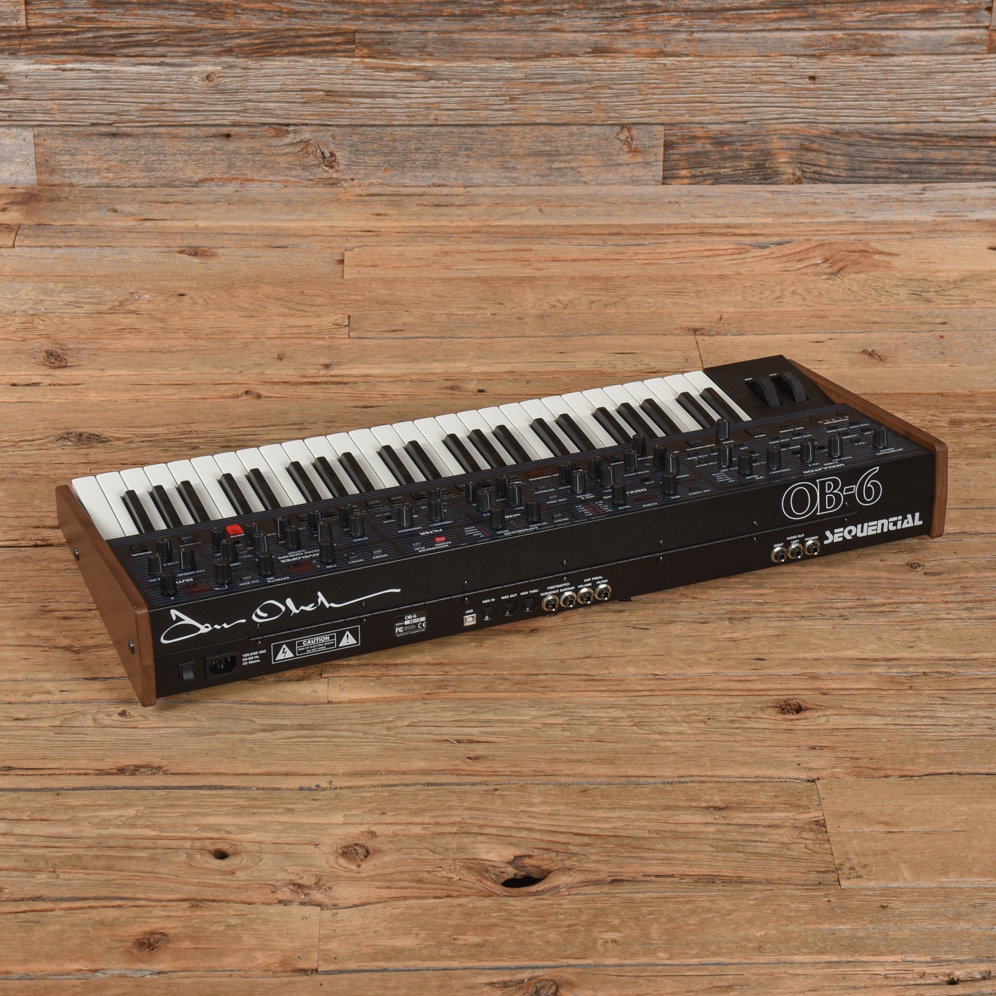 Sequential Circuits OB6 49-Key 6-Voice Polyphonic Synthesizer
