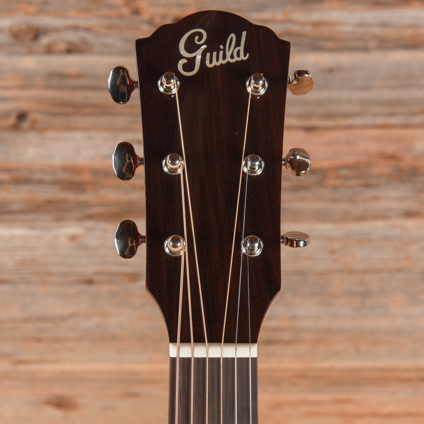 Guild DS-240 Memoir Slope Shoulder Acoustic Guitar Wine Red