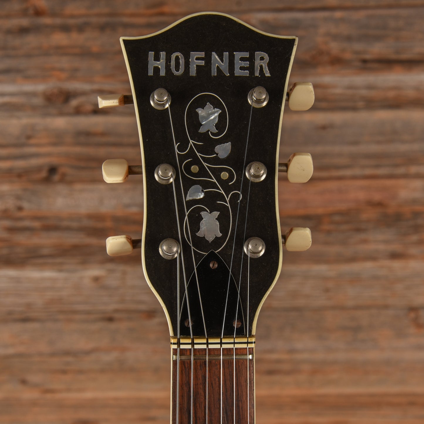 Hofner Beatle Electric Model 459VTZ (built in fuzz) Sunburst 1967