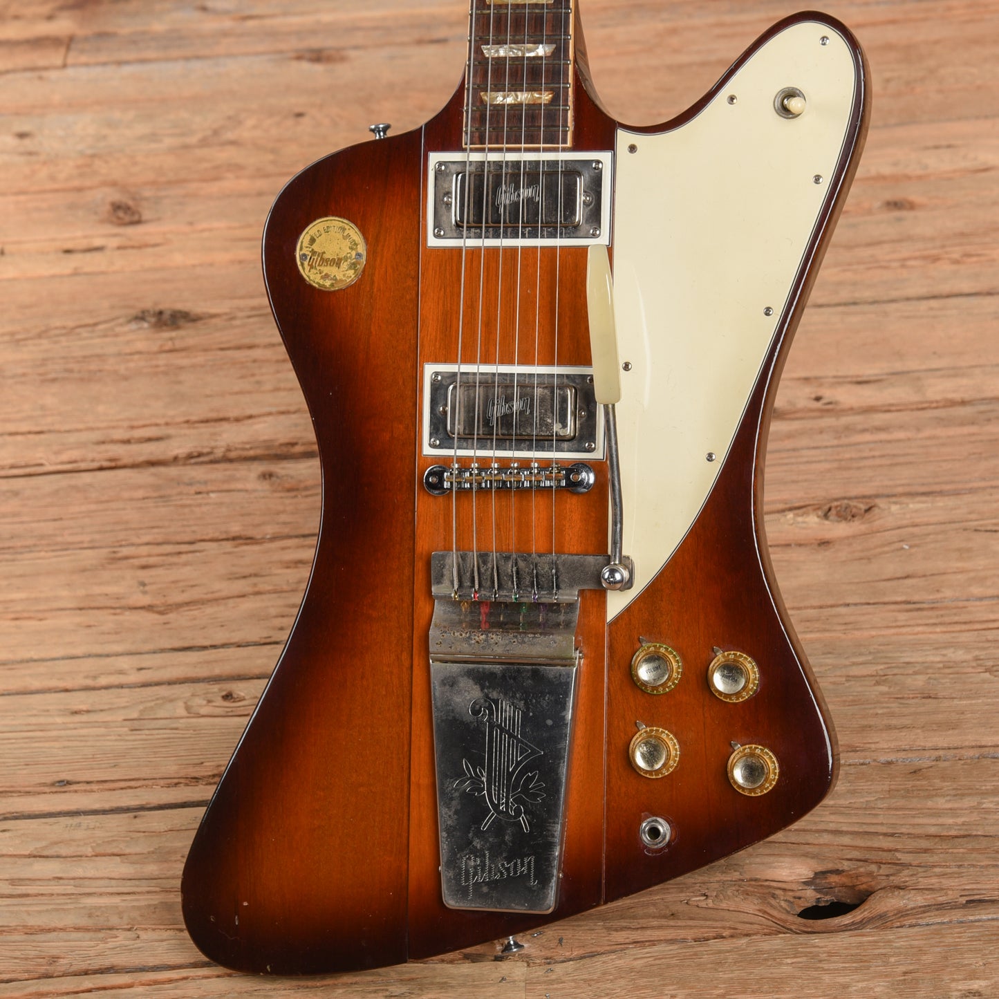 Gibson Limited Edition Firebird V Medallion Sunburst 1972