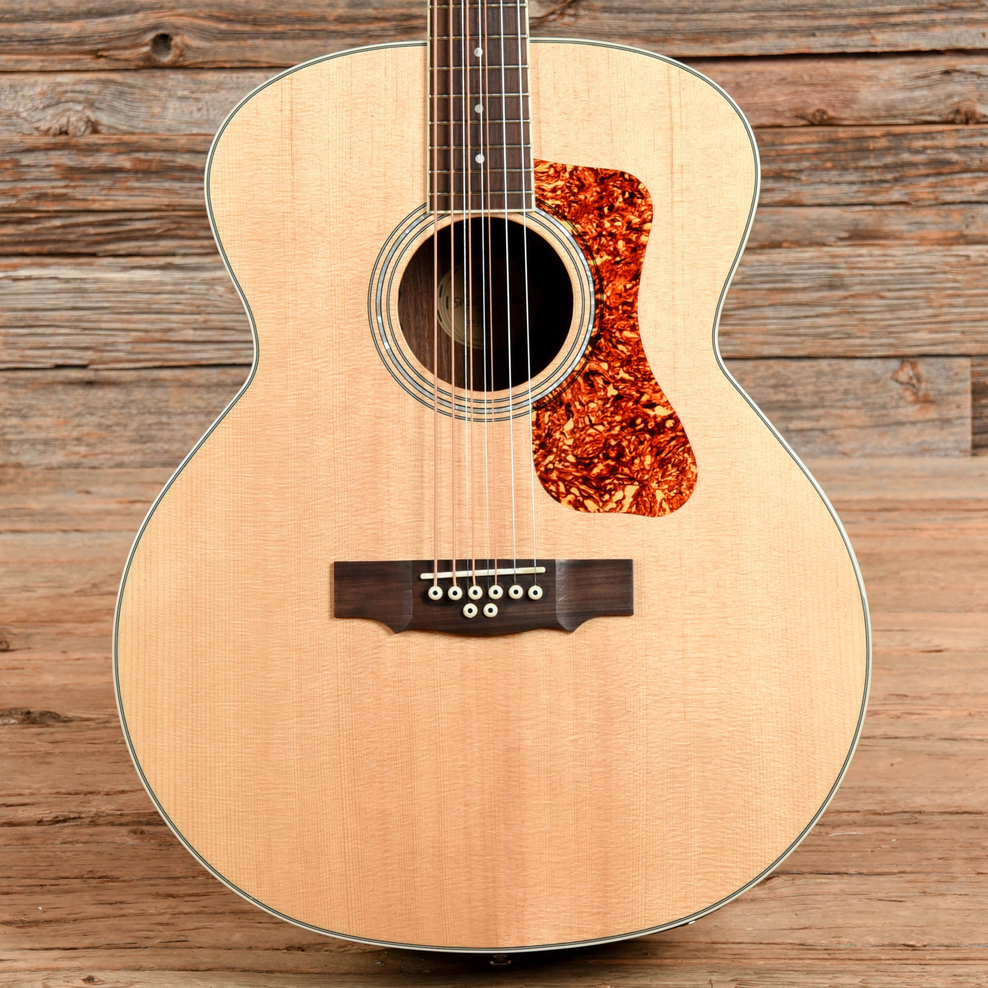 Guild Westerly Collection BT-258E Deluxe Baritone Natural