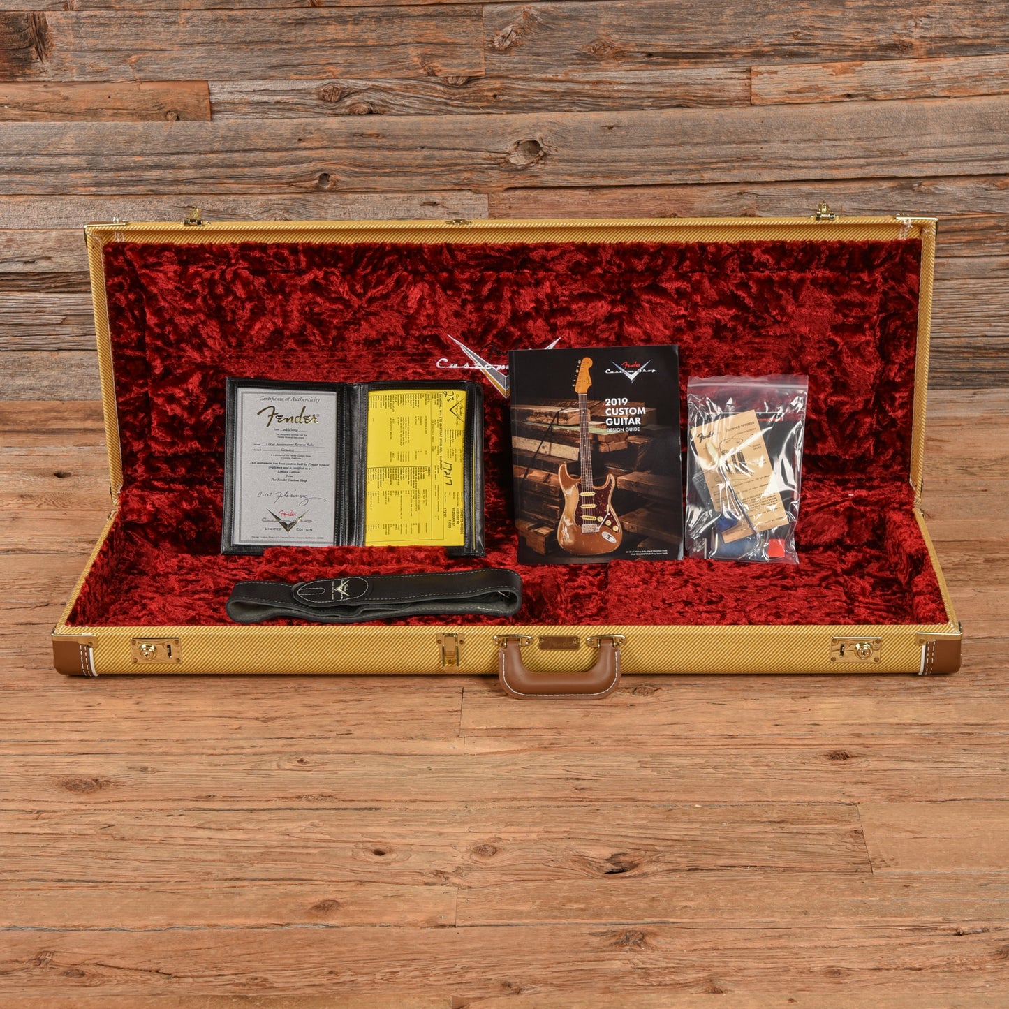 Fender Custom Shop 59 Stratocaster Relic RVHS Candy Apple Red over Red Sparkle 2019