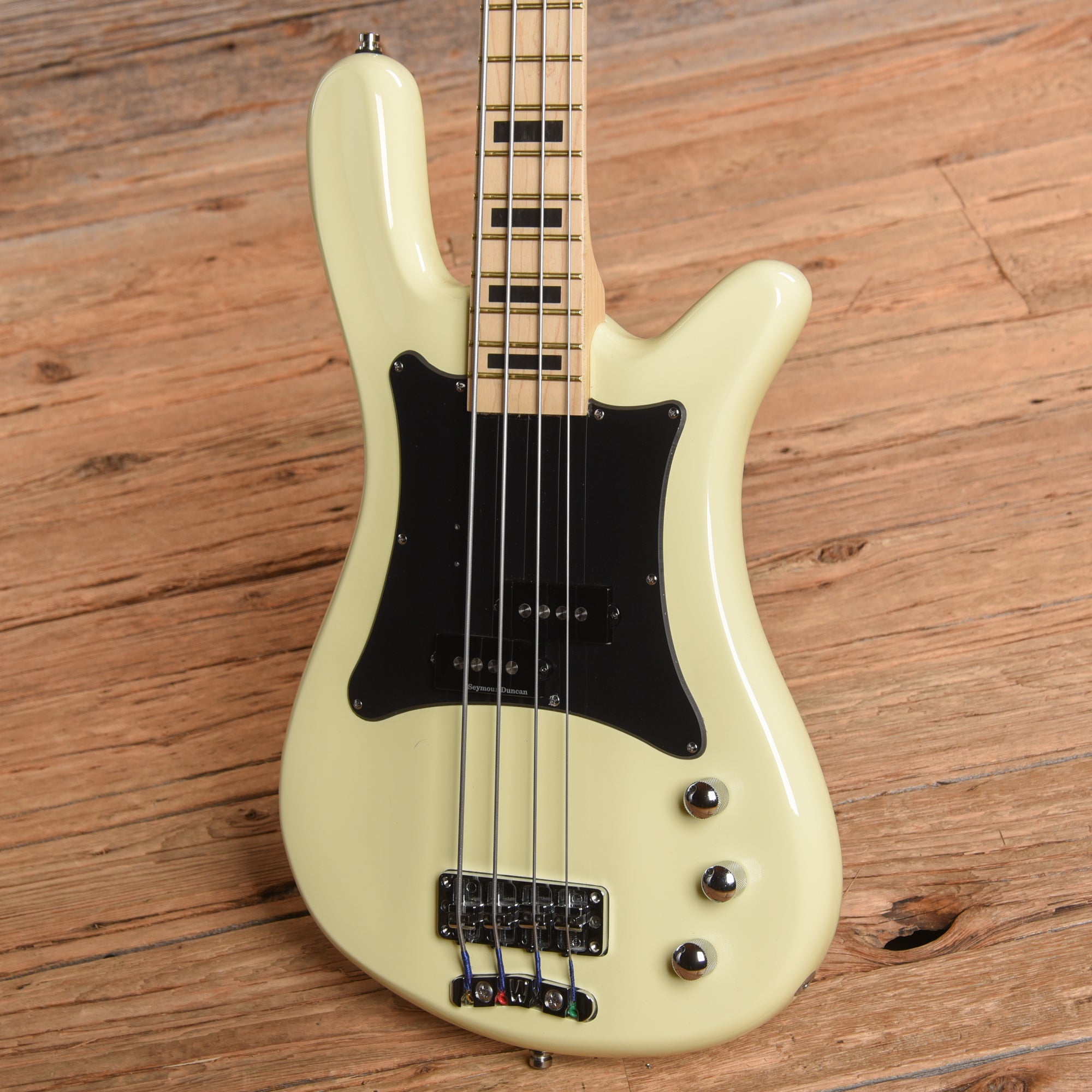 Warwick Adam Clayton Bass White 2022