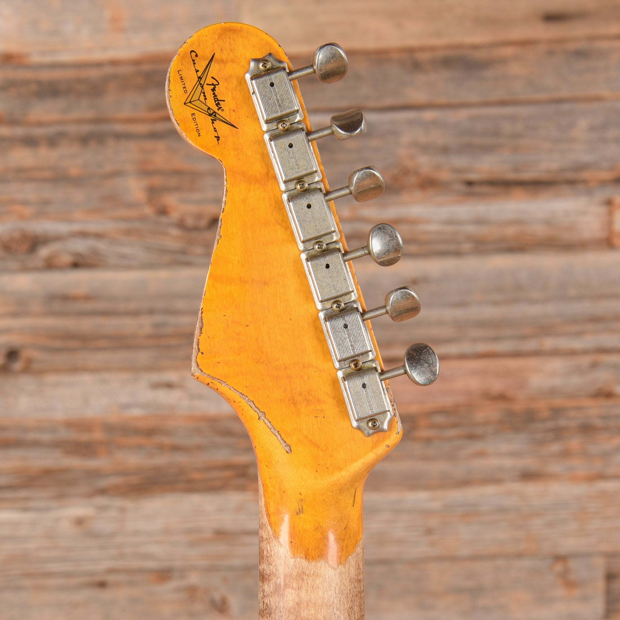 Fender Custom Shop Red Hot Stratocaster Super Heavy Relic Aged Faded Shell Pink 2023