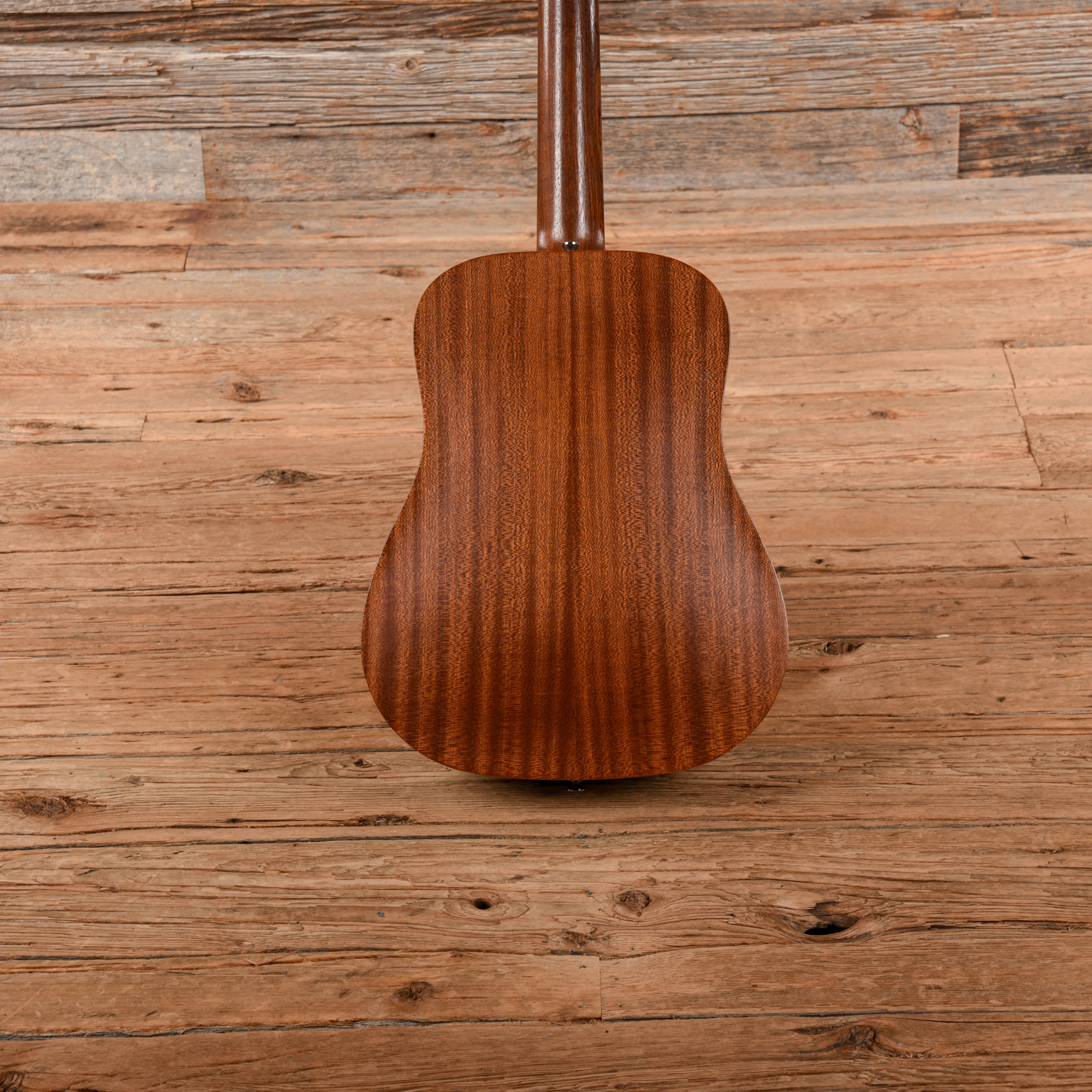 Taylor BT2e Baby Taylor Mahogany Natural