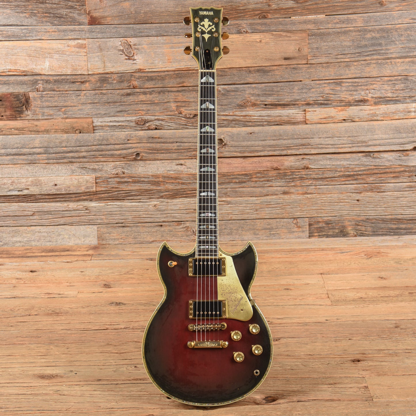 Yamaha SG3000 Custom Sunburst 1981