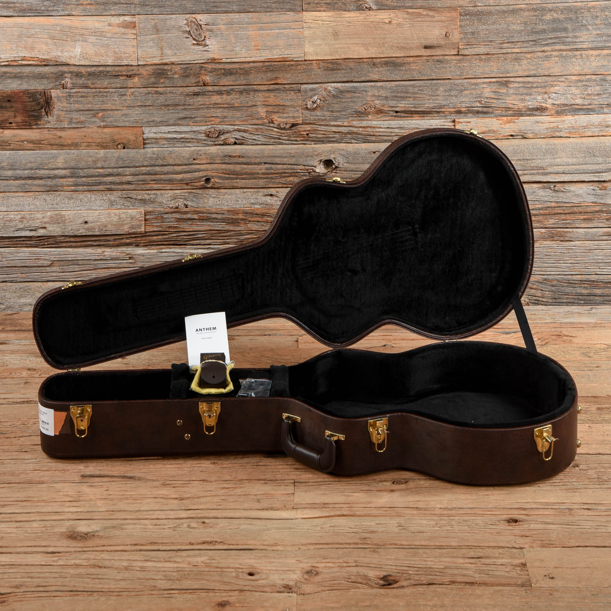 Gibson SJ-200 Standard Ebony 2019