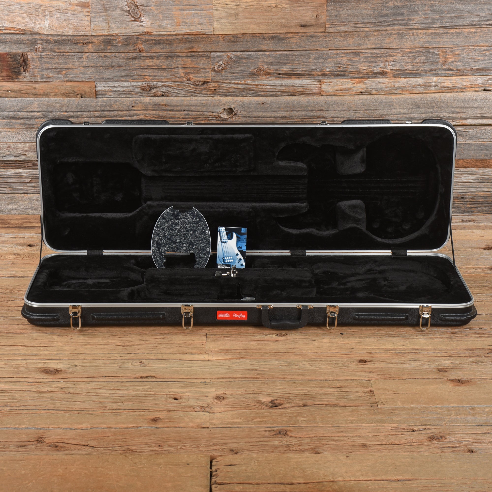 Music Man StingRay 4 H Slo Special White