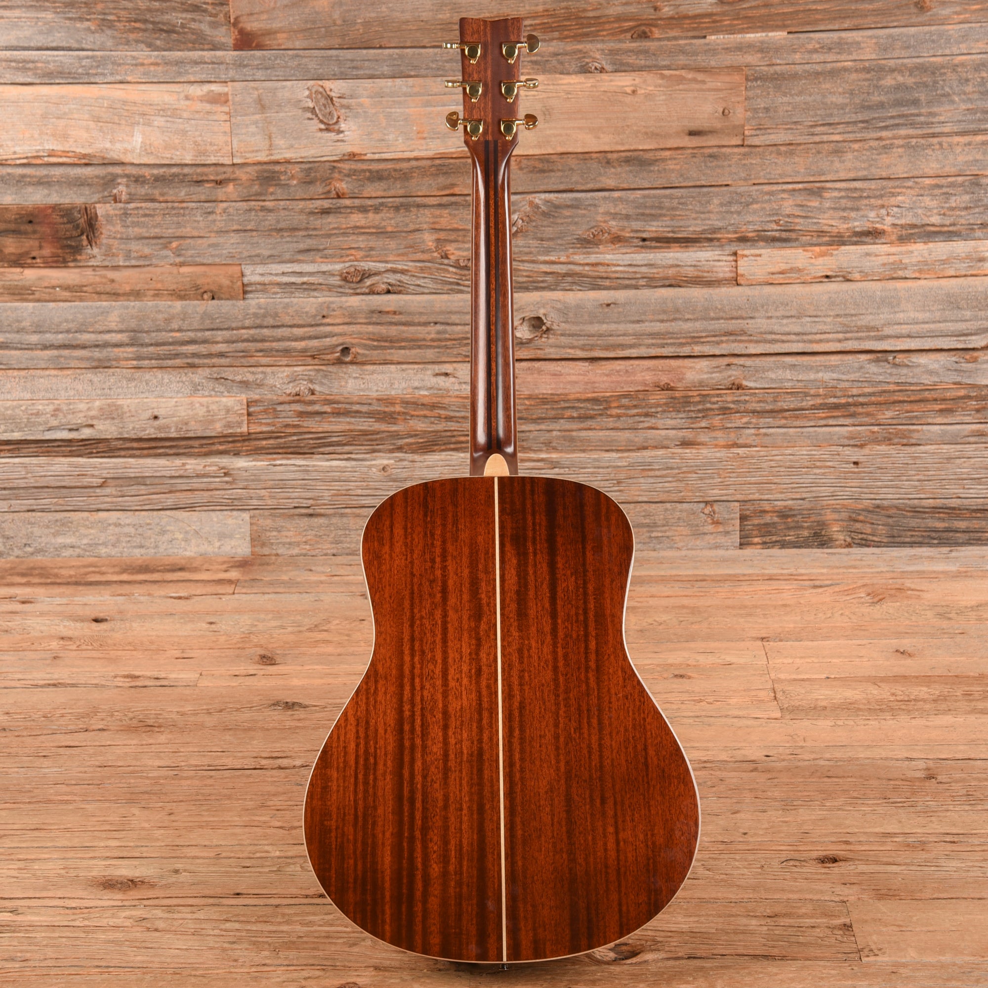 Yamaha LL16M Jumbo Acoustic Natural