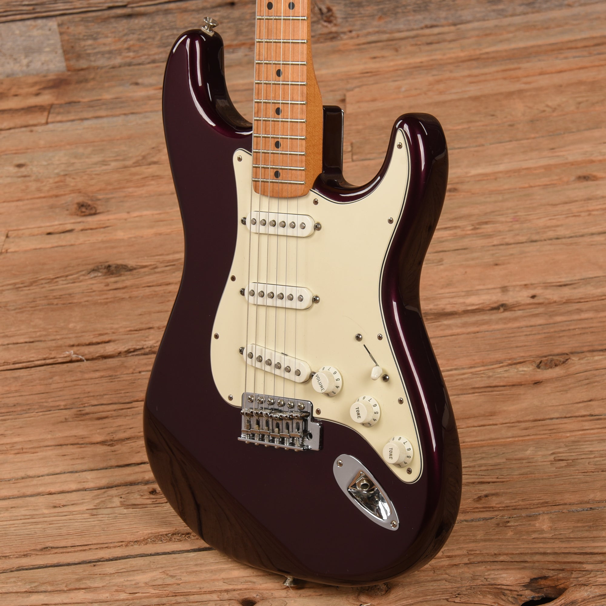 Fender Standard Stratocaster Midnight Wine 2010 – Chicago