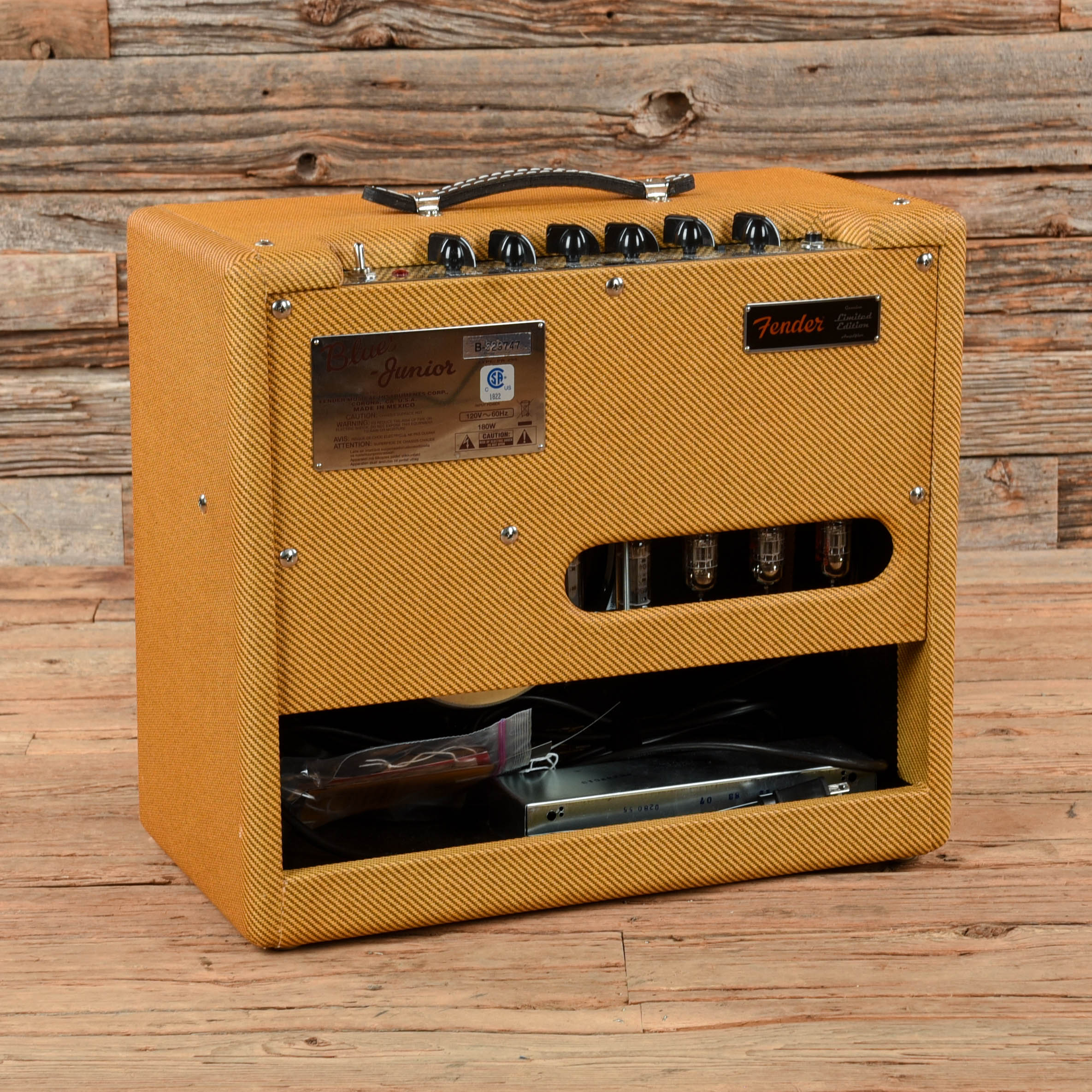 Fender Blues Junior 15-Watt 1x12