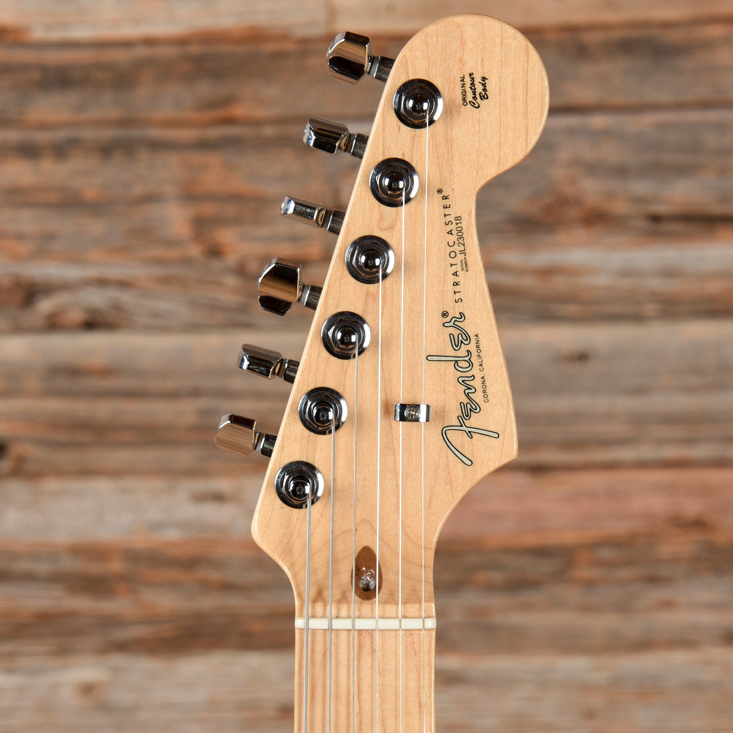 Fender Juanes Signature Stratocaster Luna White 2023