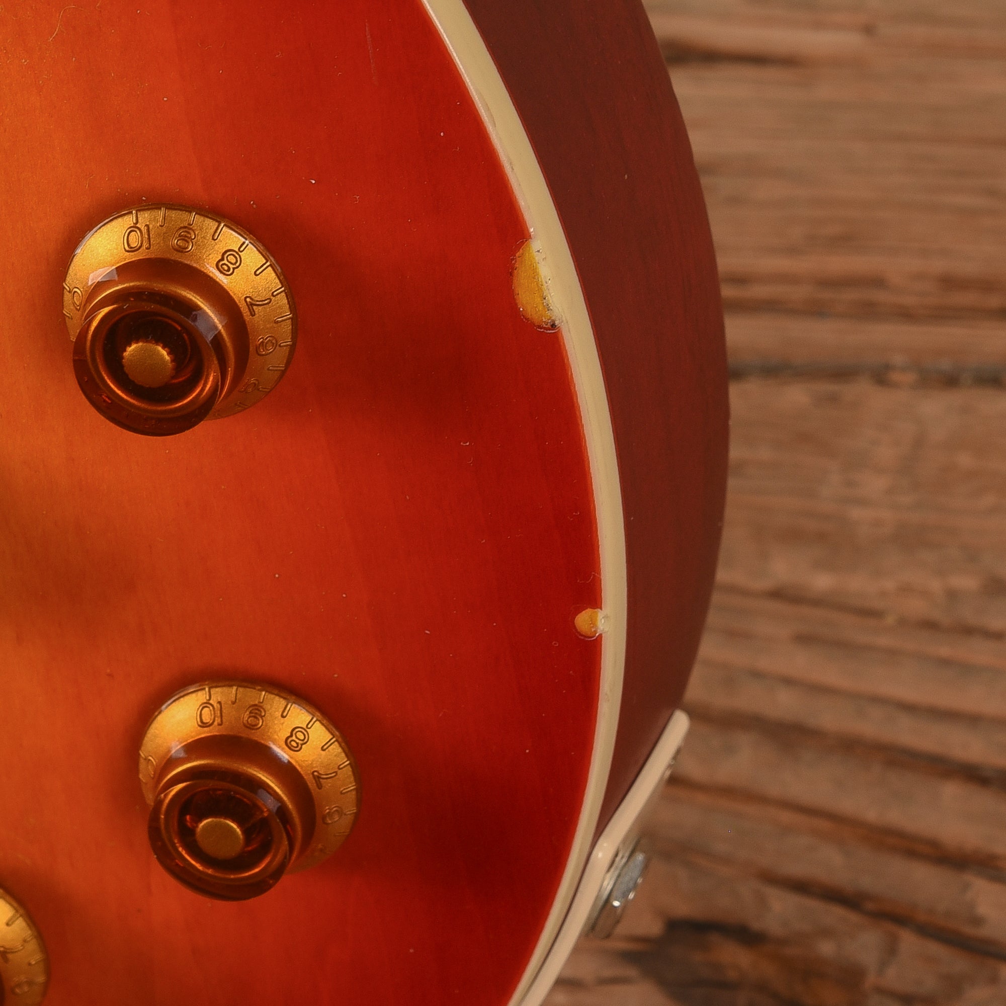 Epiphone Les Paul Traditional PRO Sunburst 2011