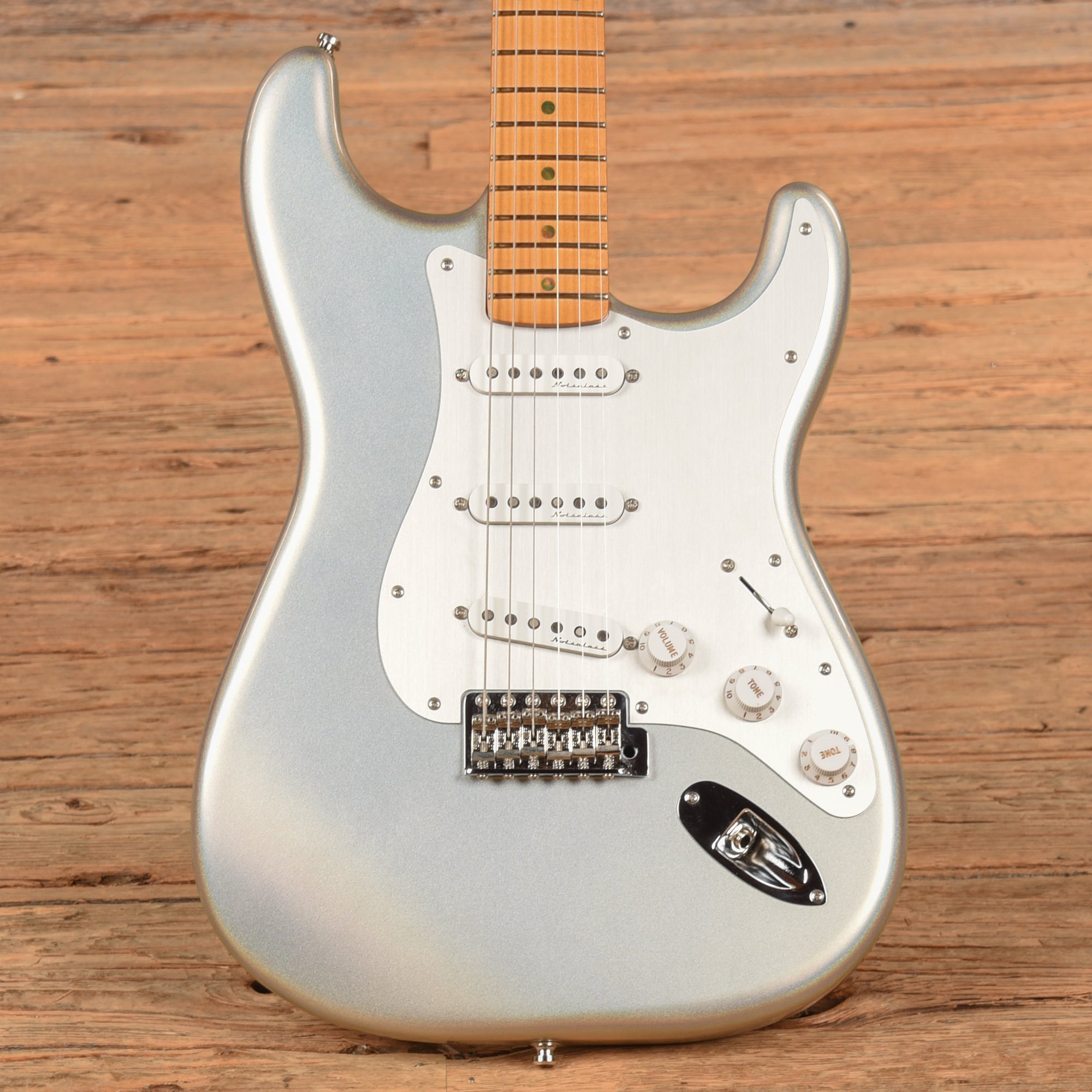 Fender H.E.R. Signature Stratocaster Chrome Glow 2024