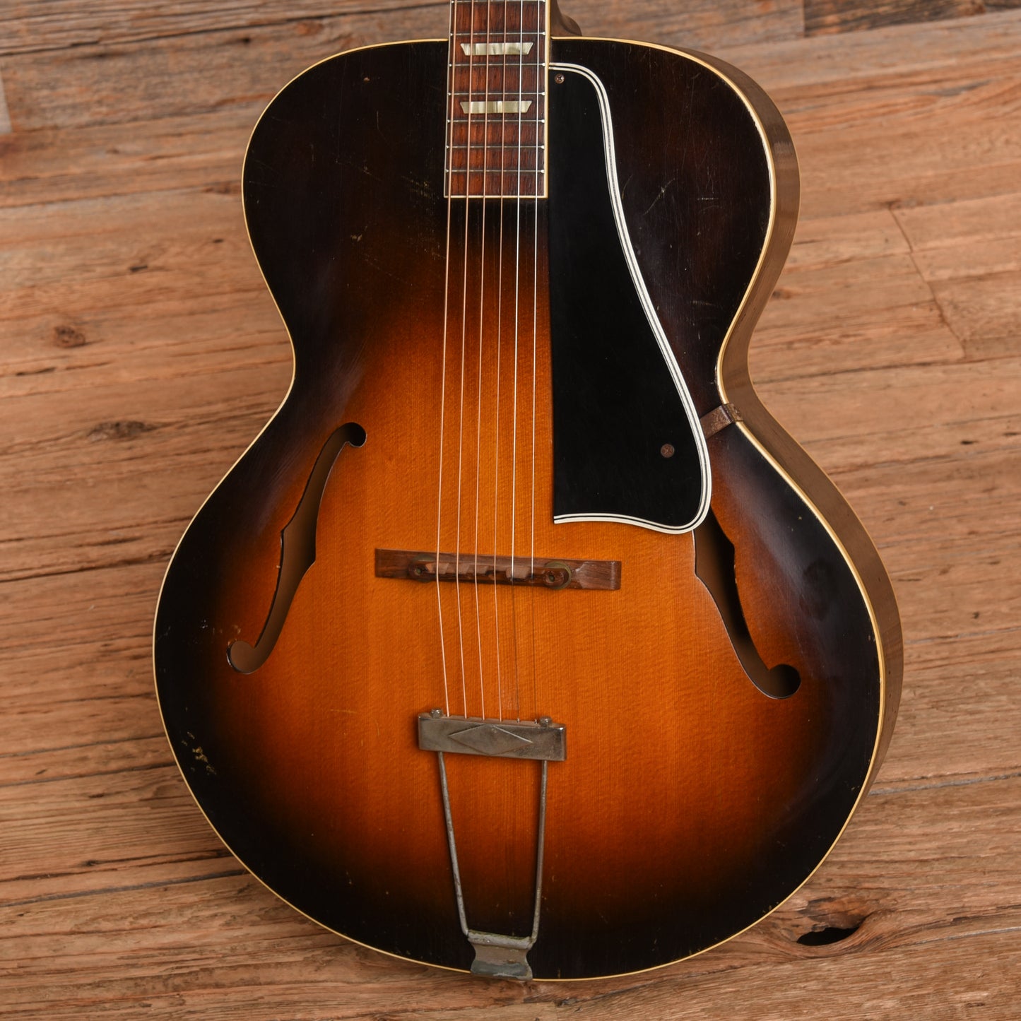 Gibson L-50 Sunburst 1951