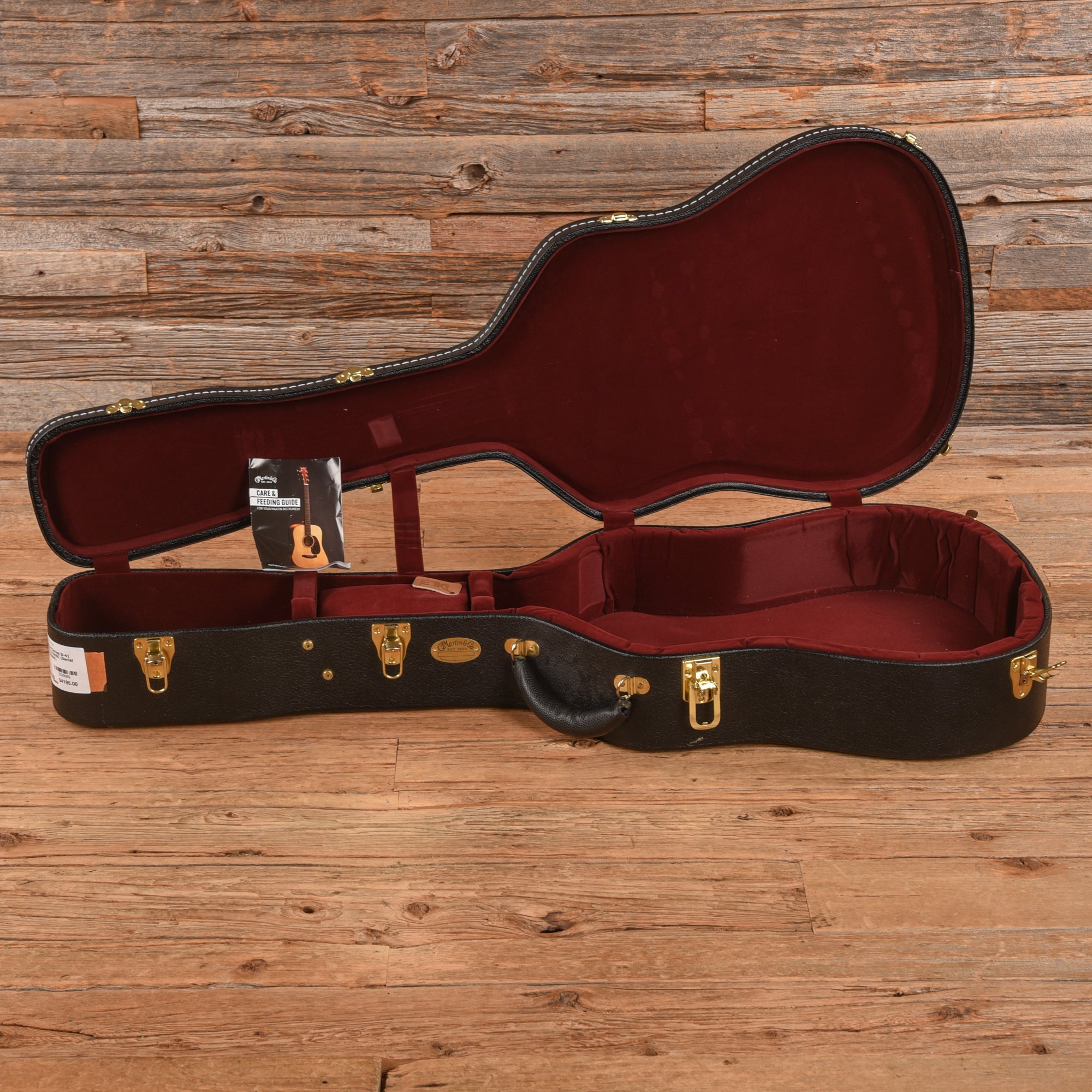 Martin Standard Series D-41 Sunburst 2023