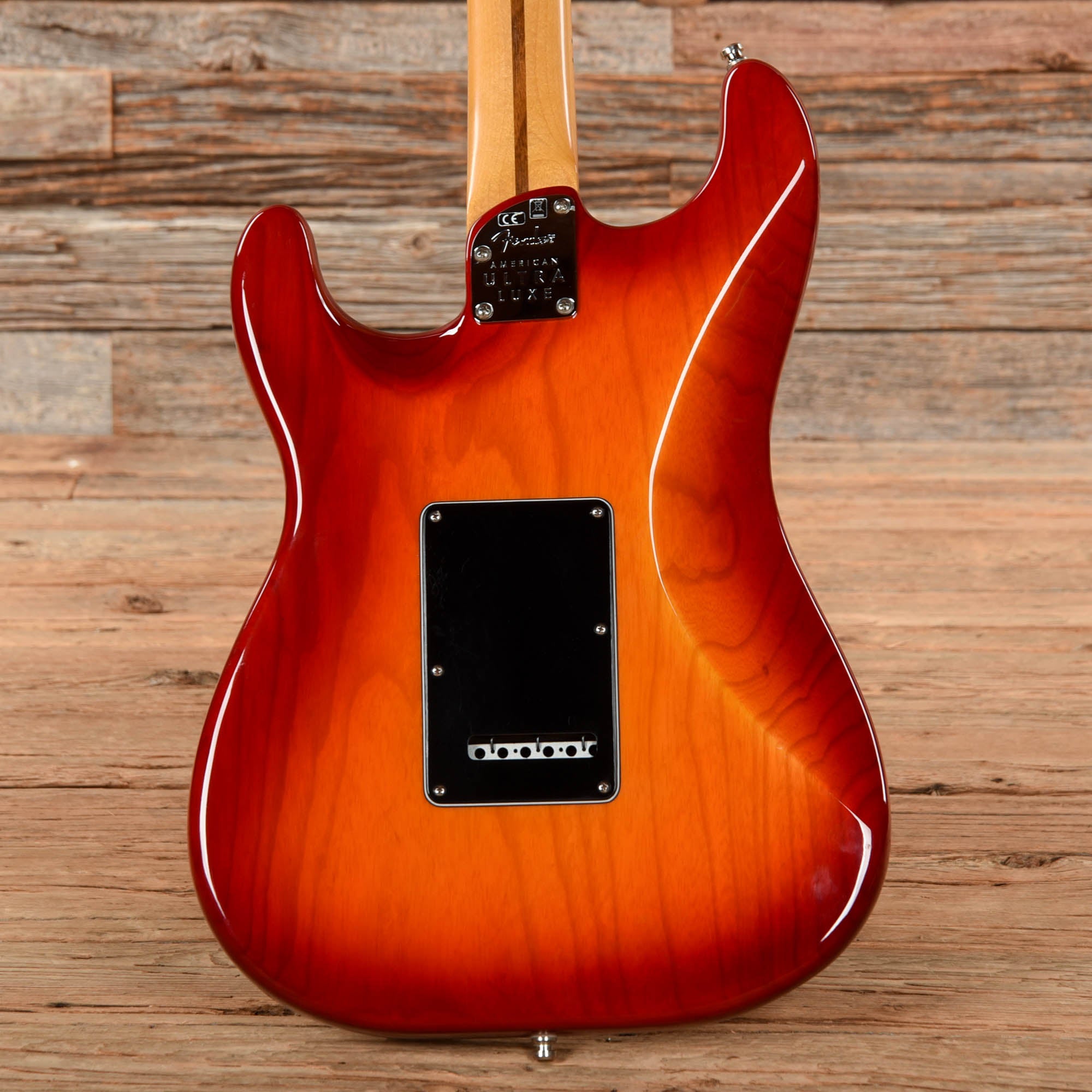 Fender American Ultra Luxe Stratocaster Plasma Red Burst 2021