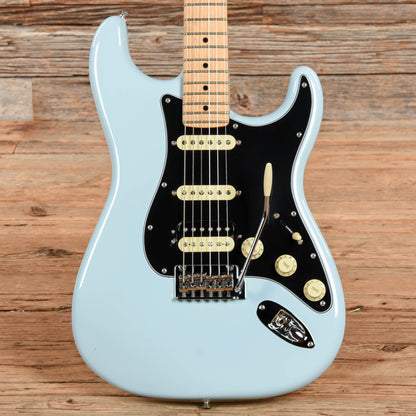 Fender Limited Edition Player Stratocaster HSS Sonic Blue 2021