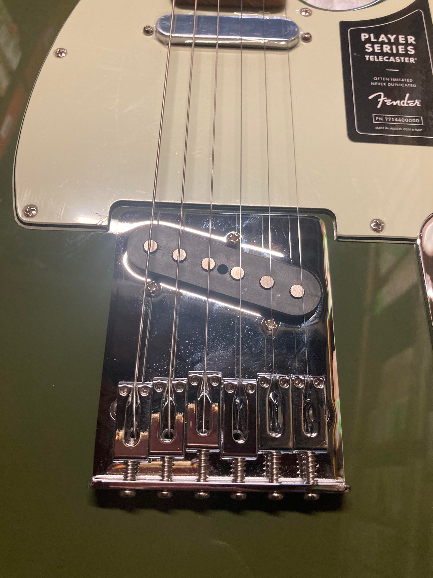 Fender Player Telecaster Olive w/3-Ply Mint Pickguard