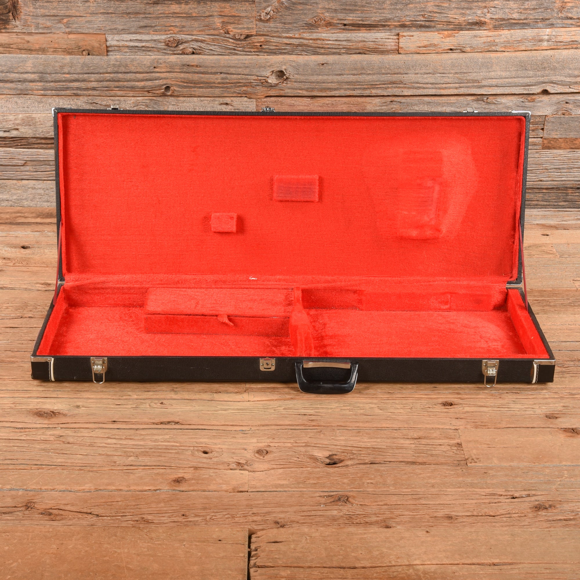 B.C. Rich Mockingbird Cherry 1980s