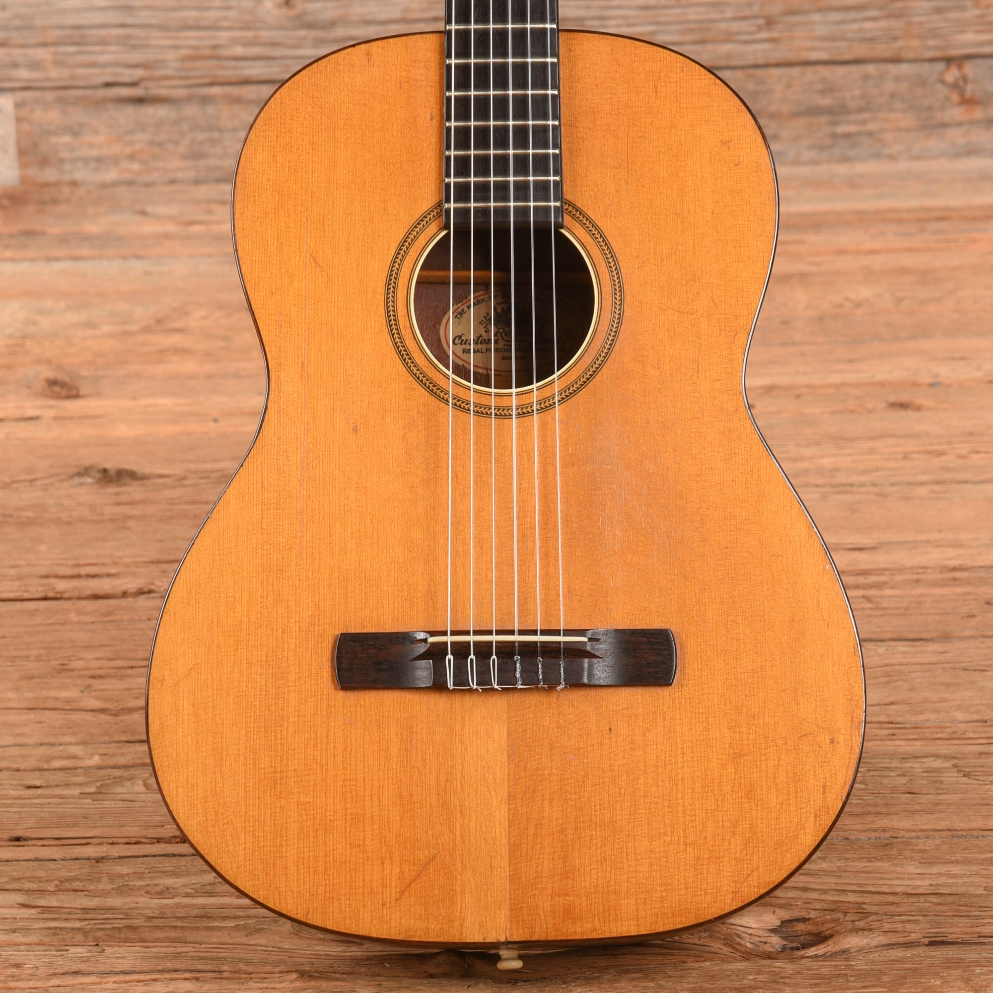 Regal Estudiante Natural