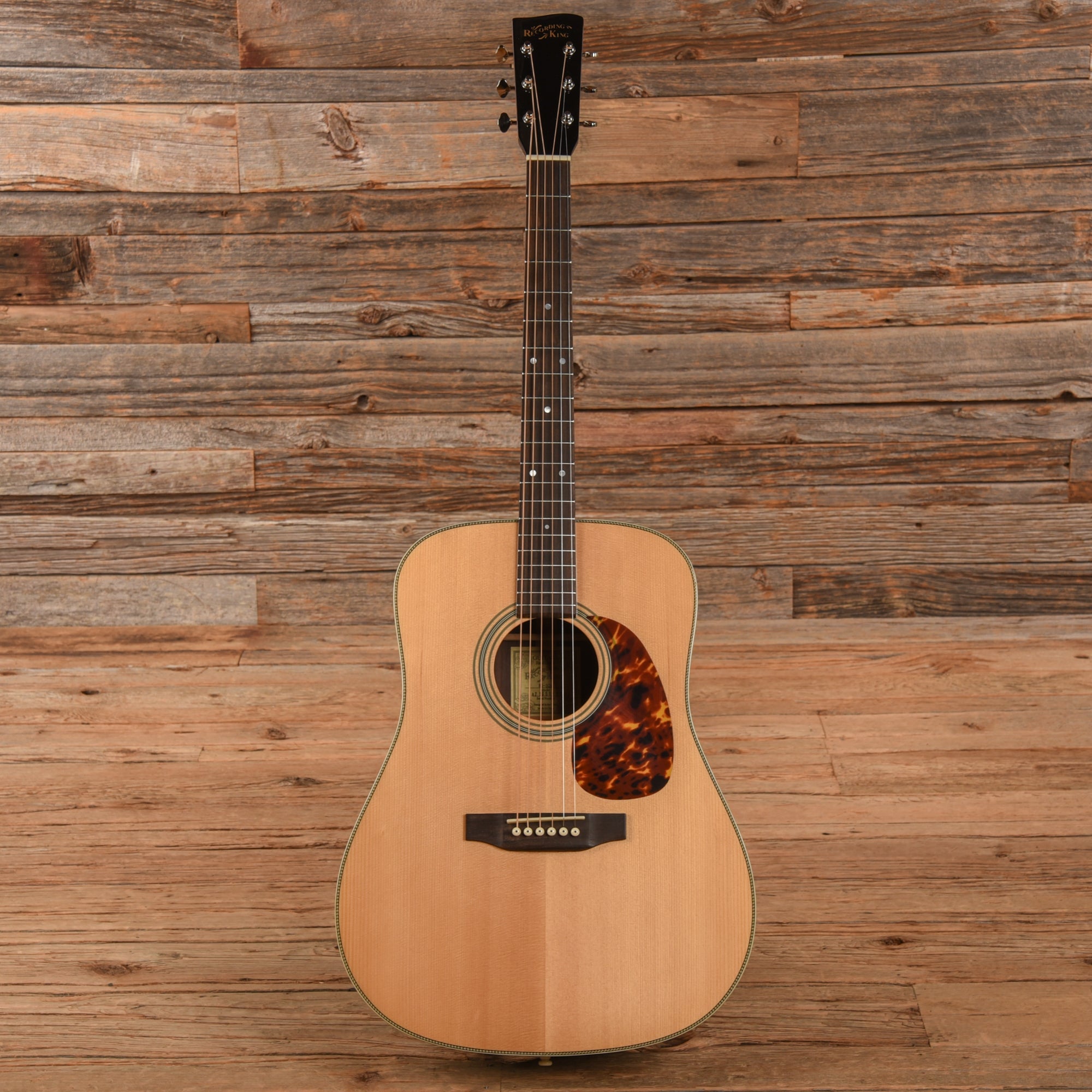 Recording King RD-328 Deluxe Dreadnought Natural