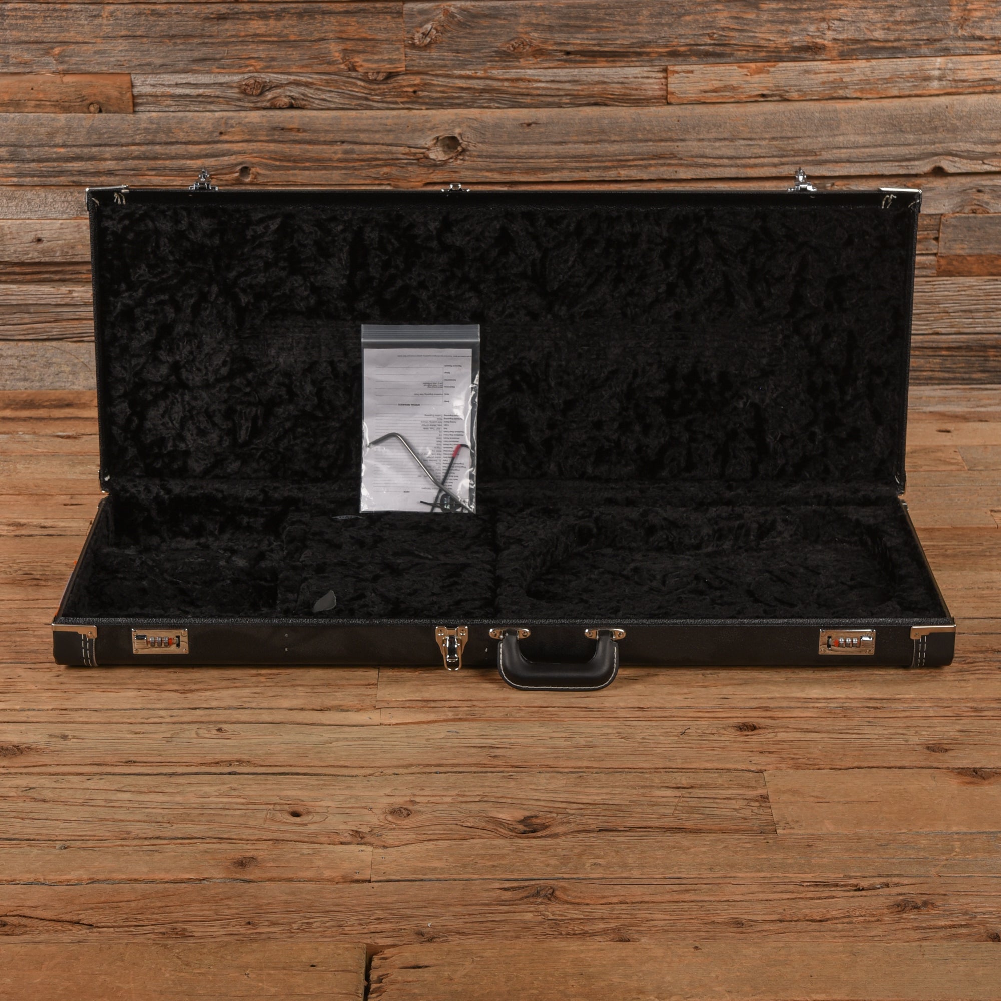 Suhr Pete Thorne Signature Black