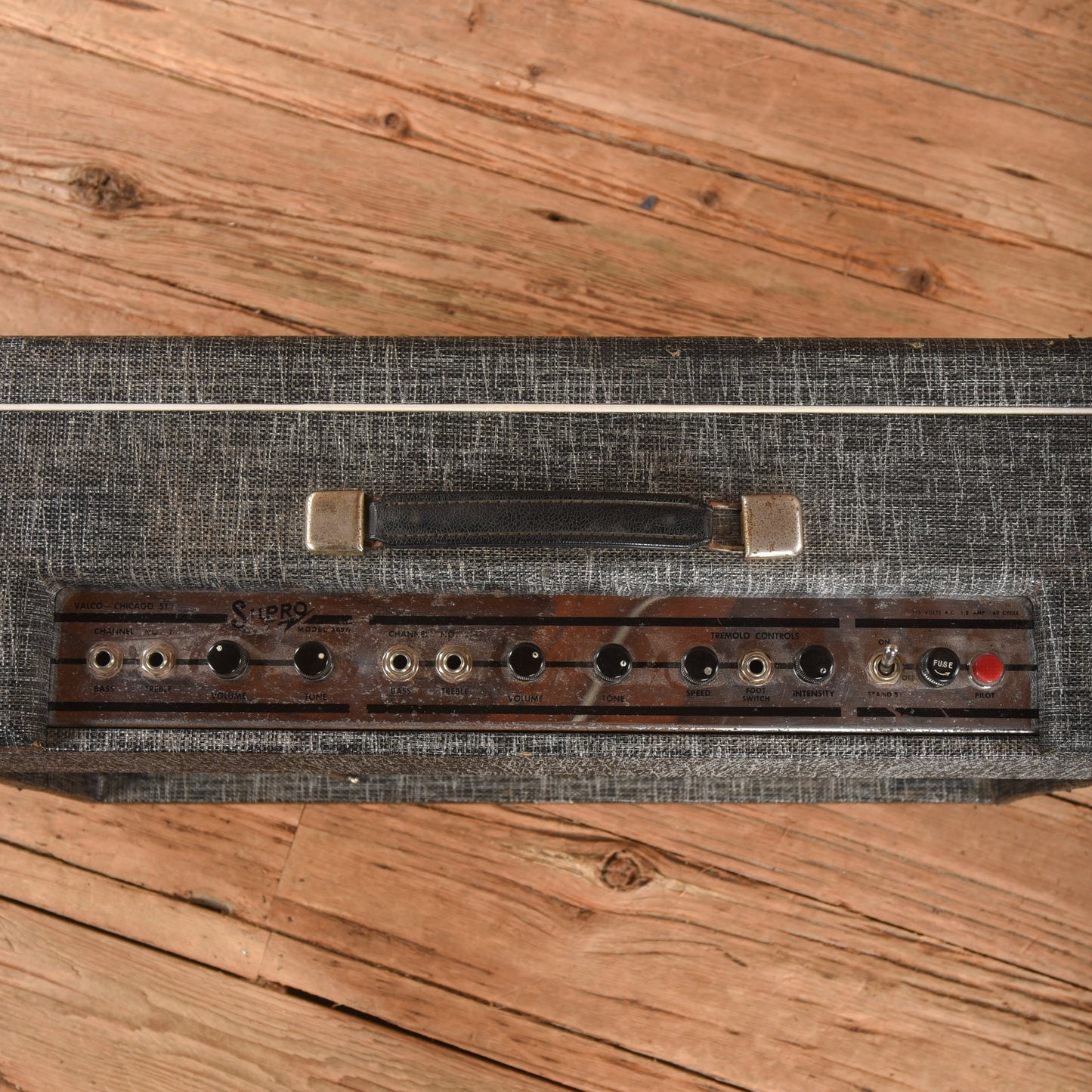 Supro Coronado 1690T 35-Watt 2x10" Guitar Combo Amp  1962