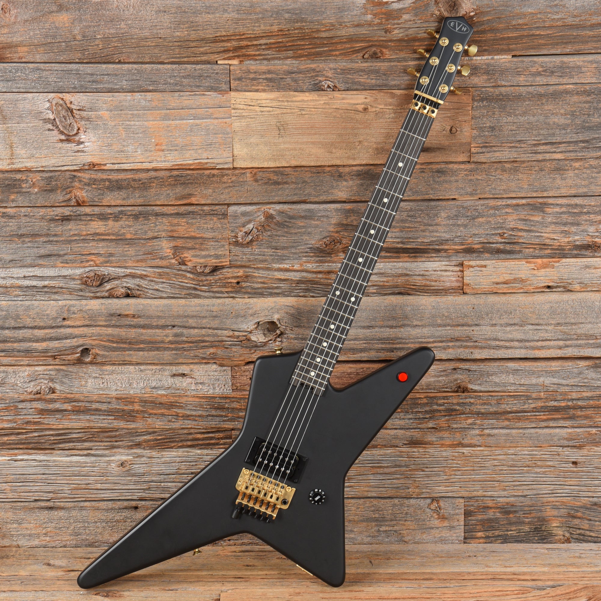 EVH Limited Edition Star Satin Black w/Gold Hardware