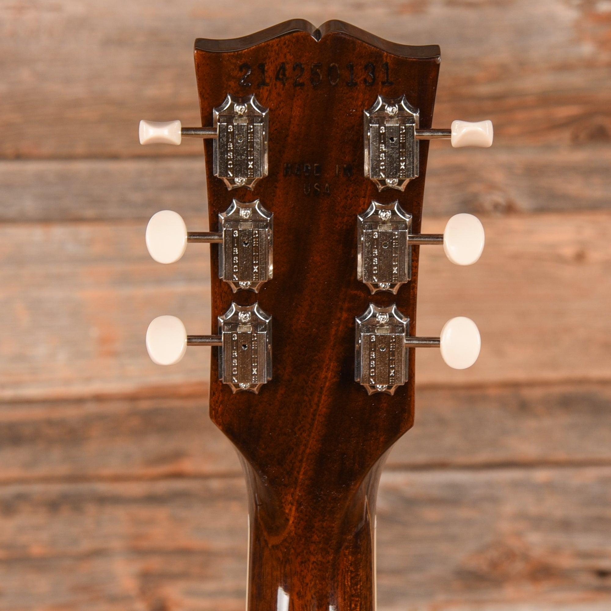 Gibson ES-330 Walnut 2025