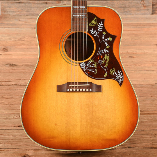 Gibson Hummingbird Sunburst 2023