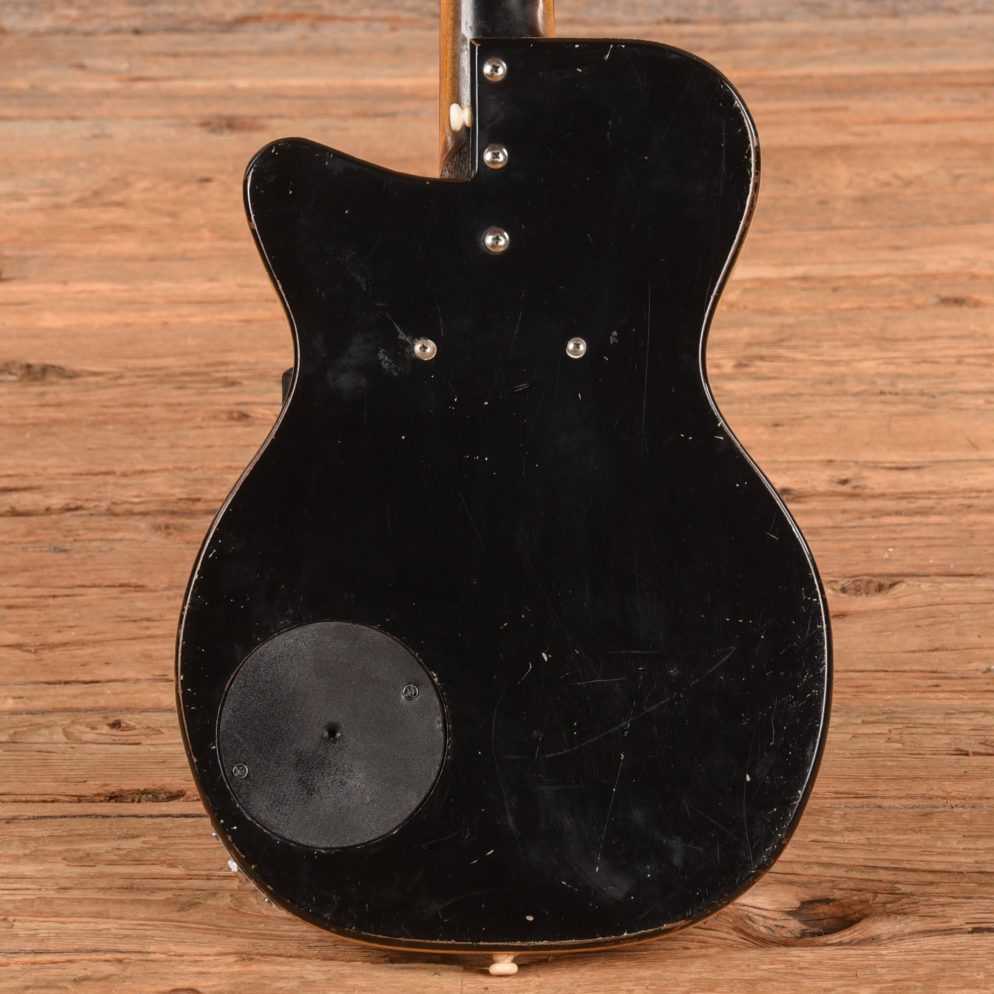 Silvertone Peanut Body Black 1960s