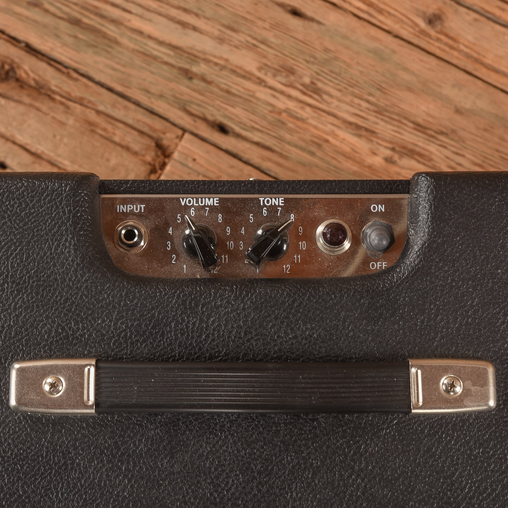 Fender Pro Junior IV 15-Watt 1x10