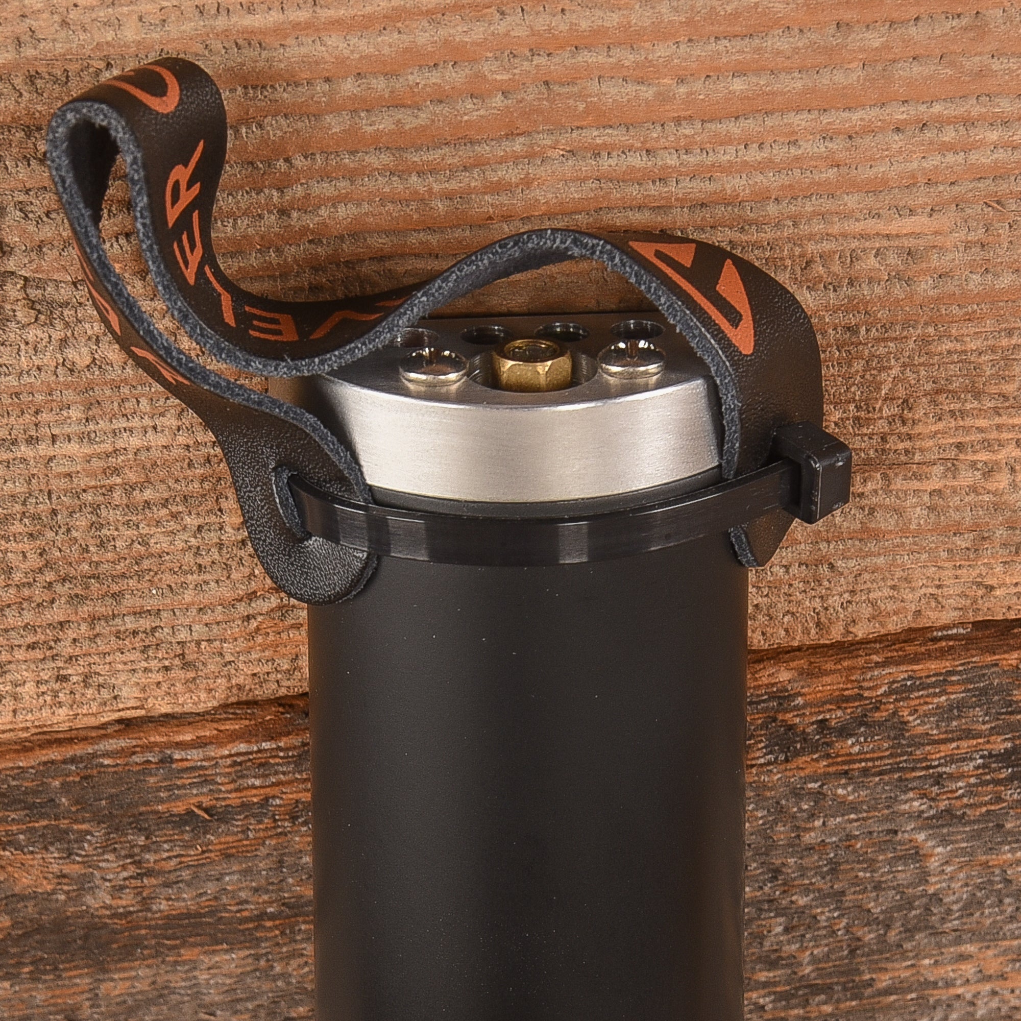 Traveler Ultra Light Black  LEFTY