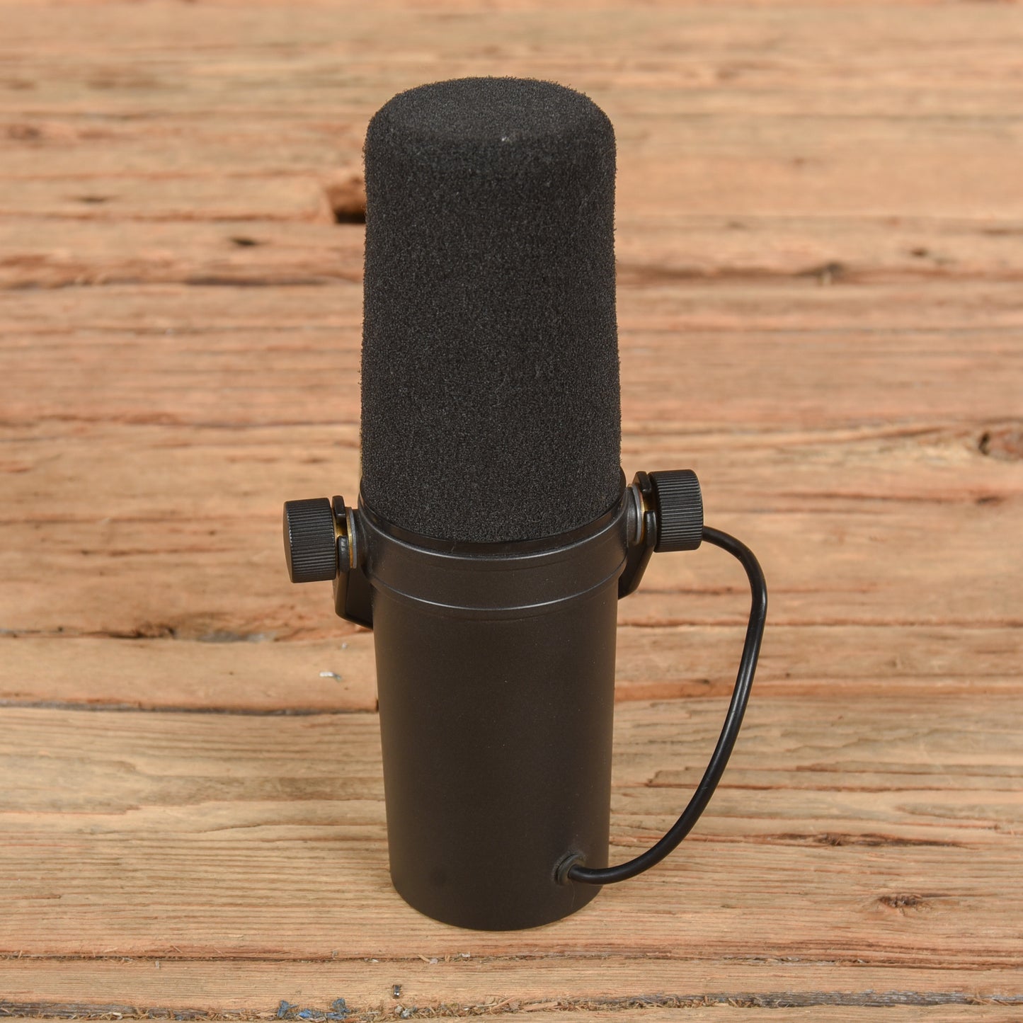 Shure SM7B Cardioid Dynamic Studio Vocal Microphone